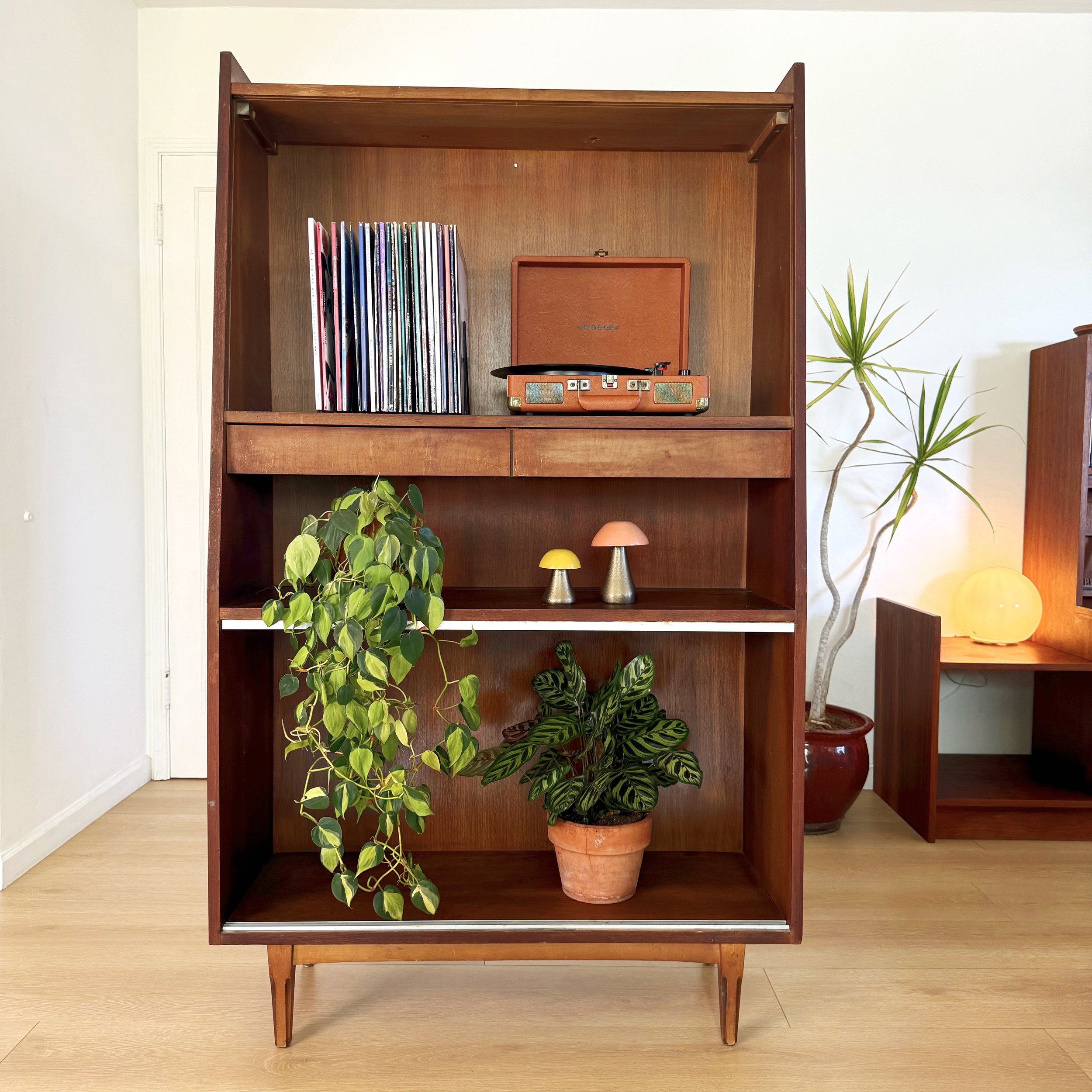 Mid Century Vintage Hutch Cabinet