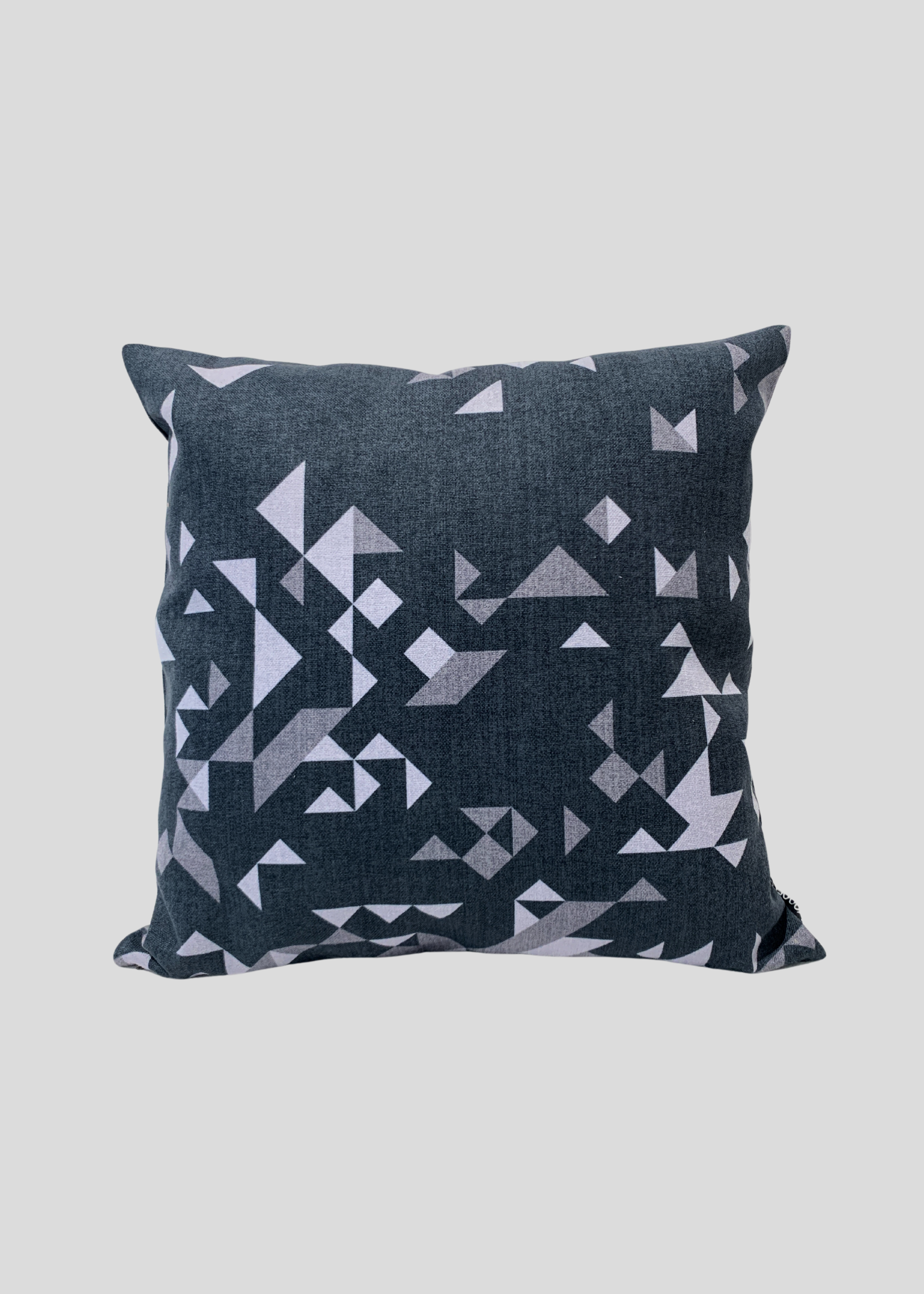 CUSHION-TR-4P-14-Terrazzo-morgental-40x40cm-web.png