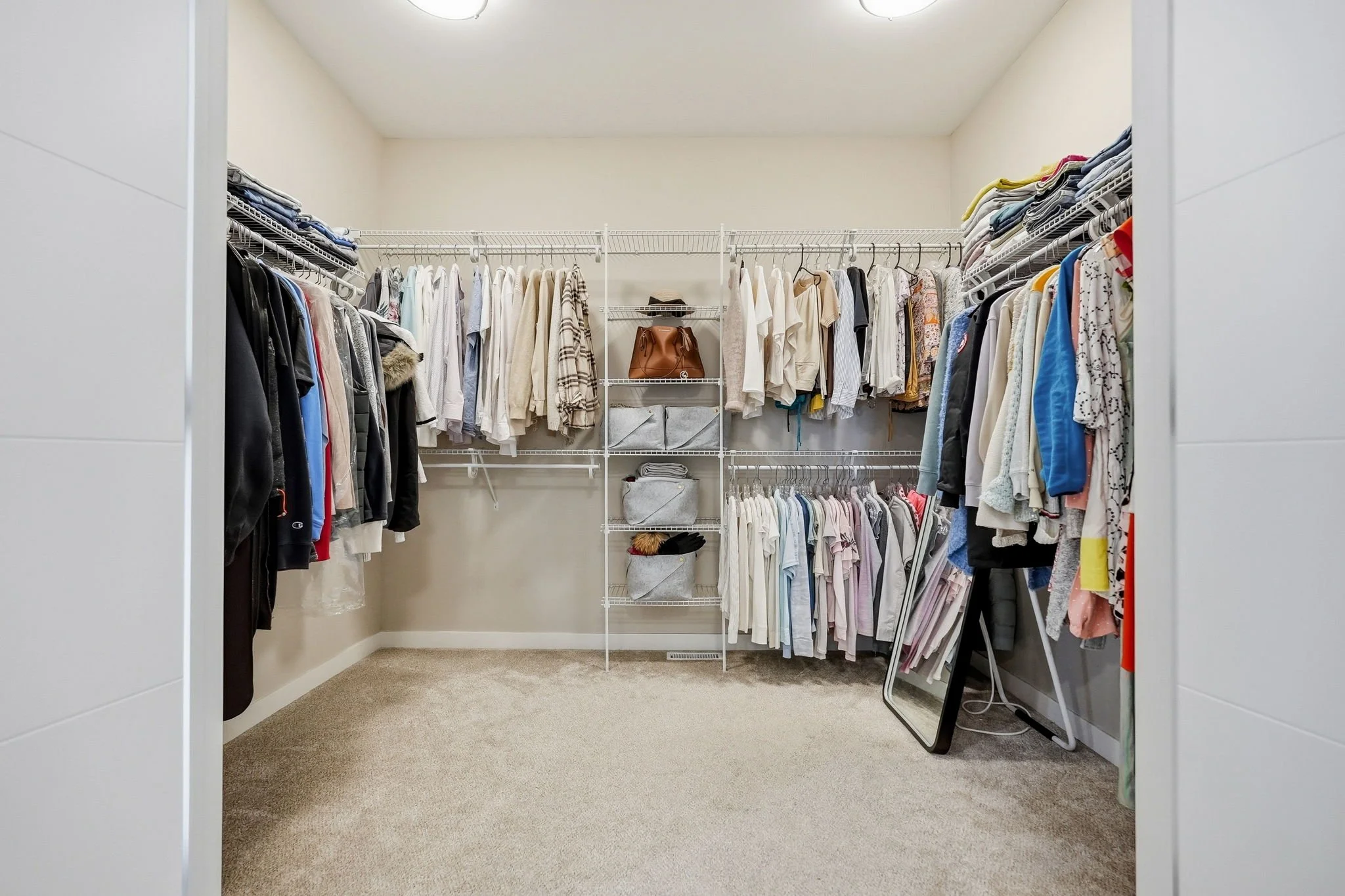 18-web-or-mls-A7403417.jpg