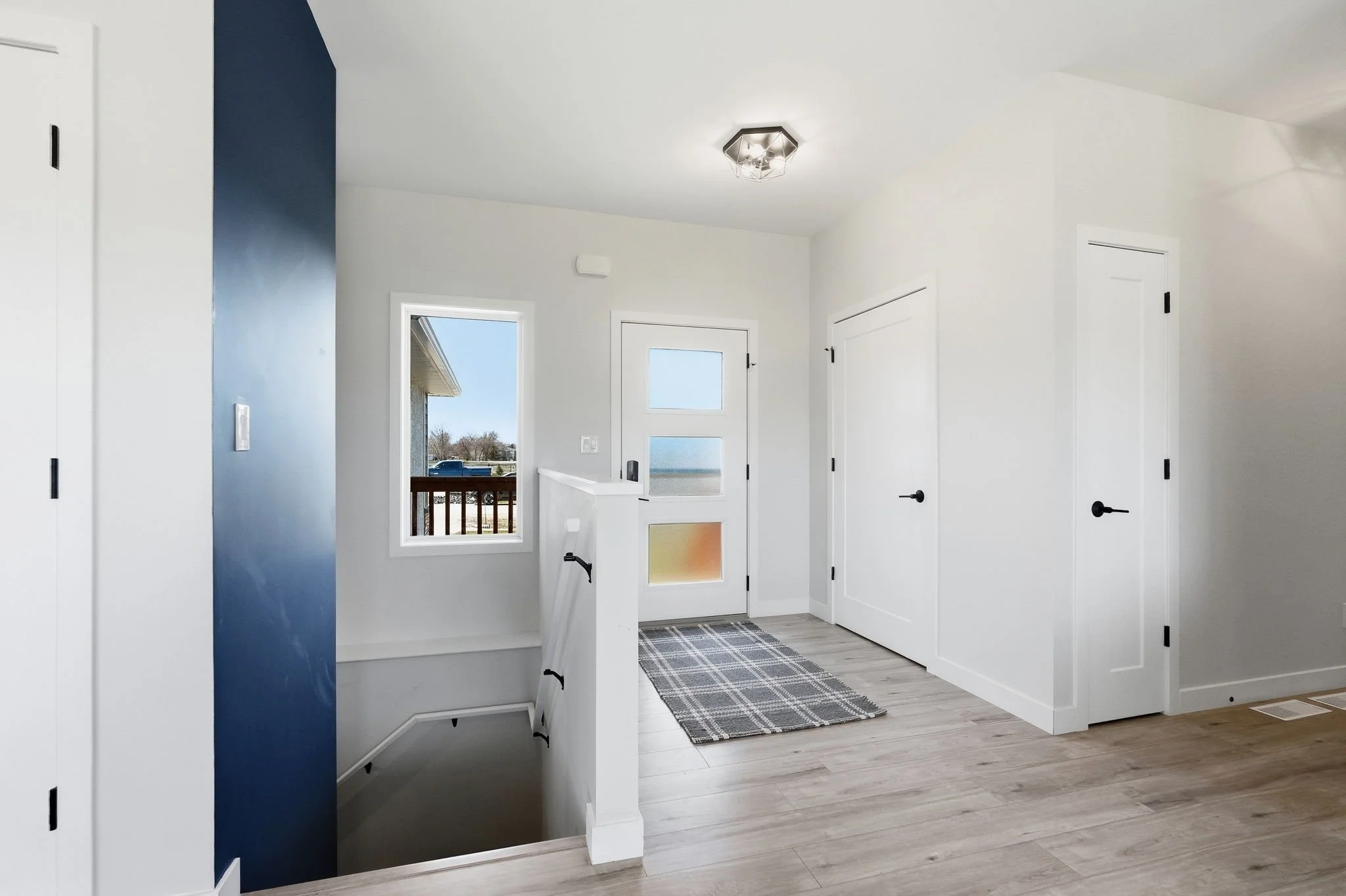 3-web-or-mls-A7405538.jpg