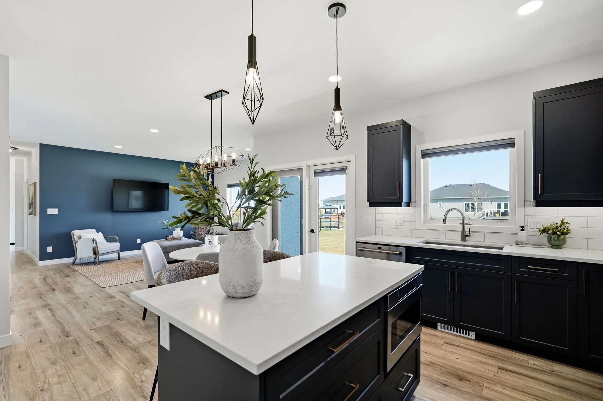 11-web-or-mls-A7405562.jpg