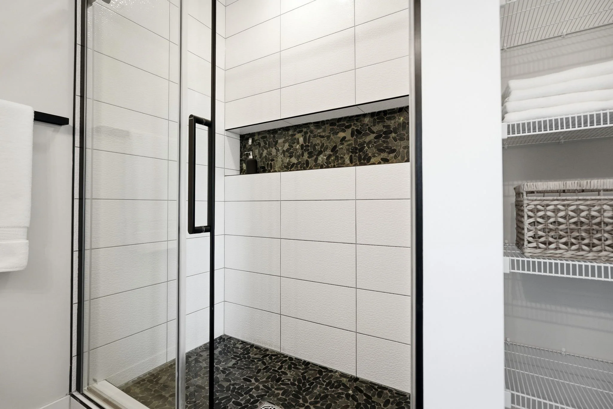 18-web-or-mls-A7405583.jpg