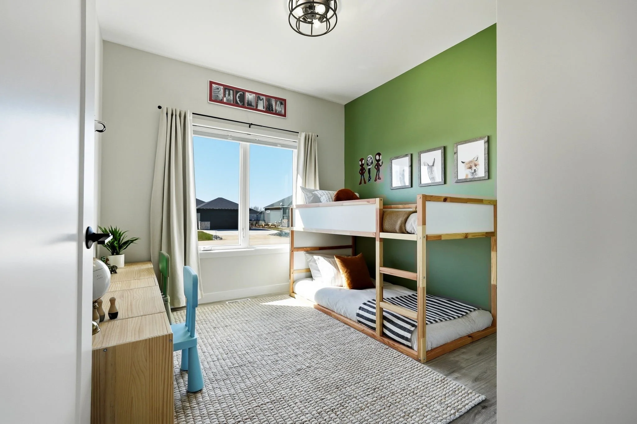 20-web-or-mls-A7405590.jpg