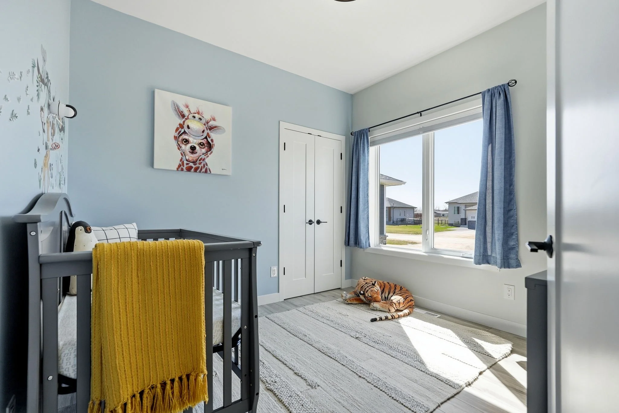 21-web-or-mls-A7405593.jpg