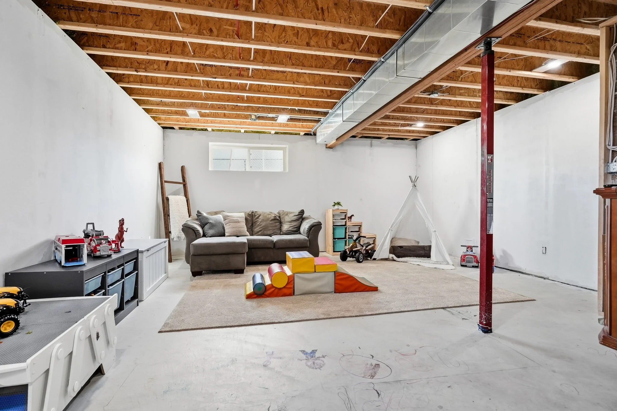 23-web-or-mls-A7405602.jpg