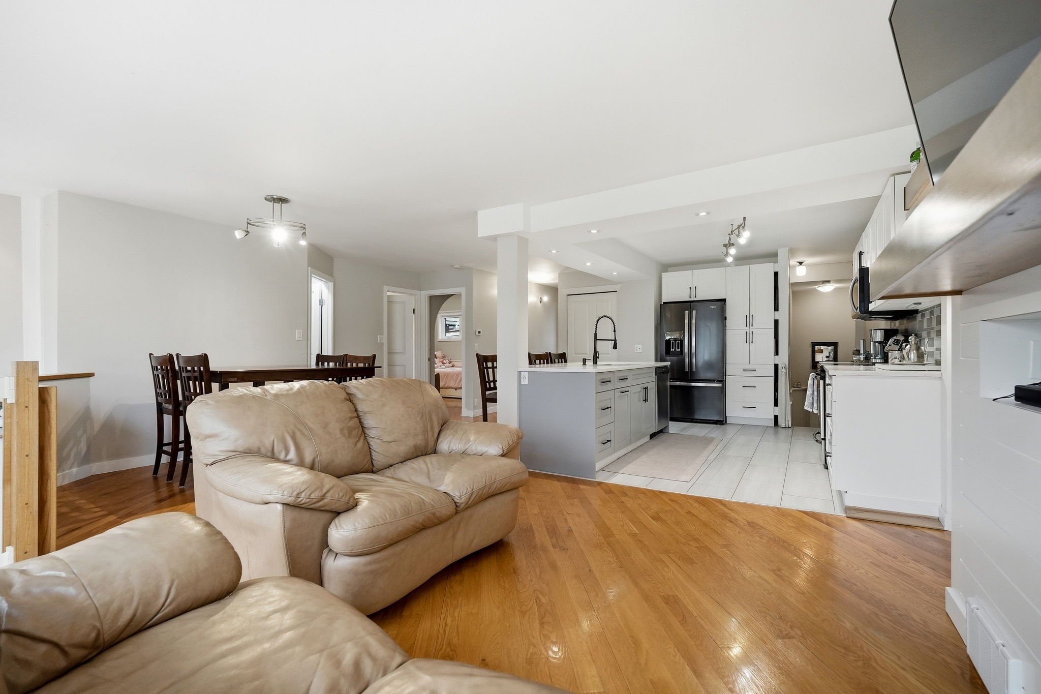 11-web-or-mls-173-riel_006.jpg