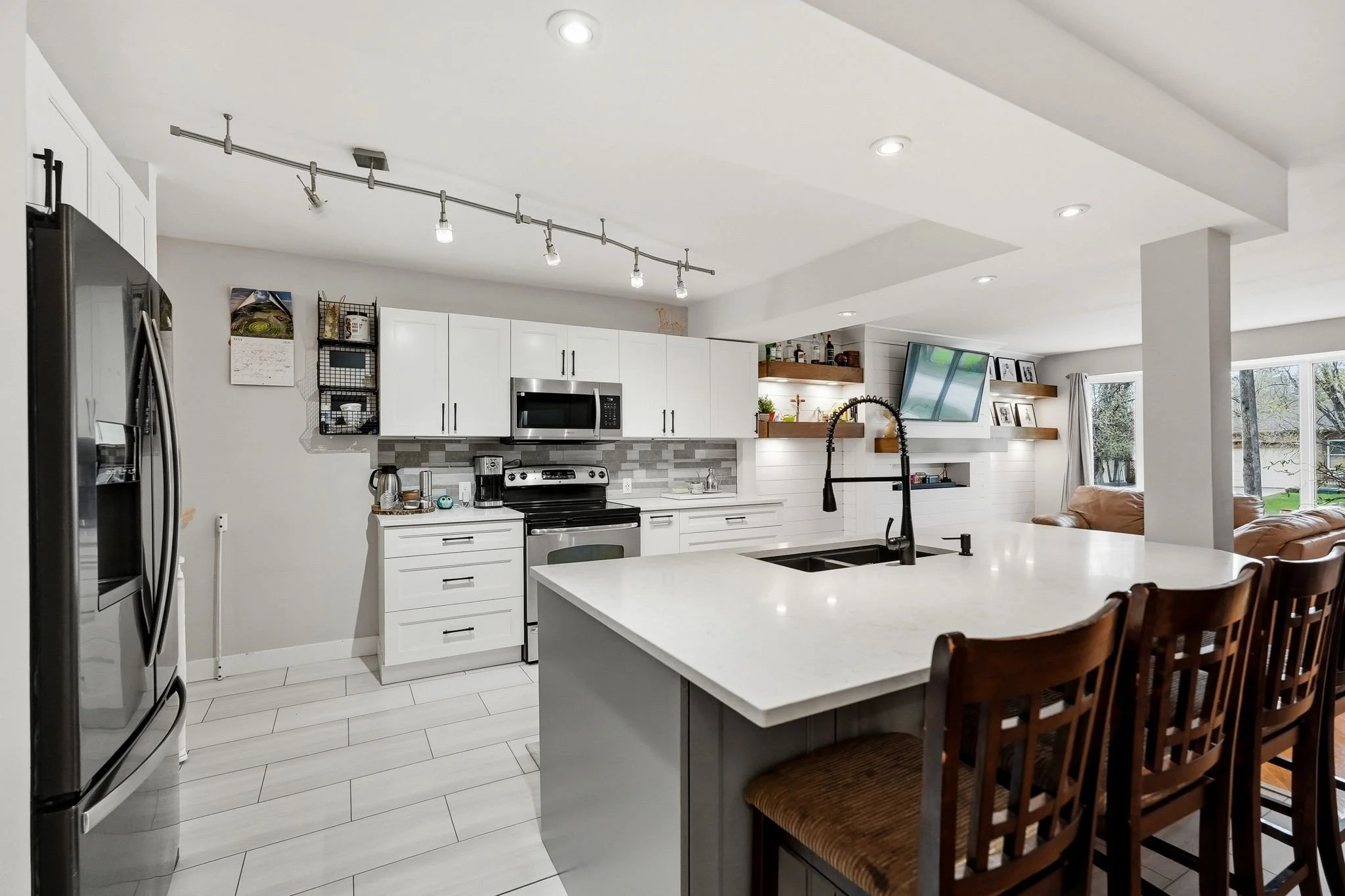 13-web-or-mls-173-riel_010.jpg