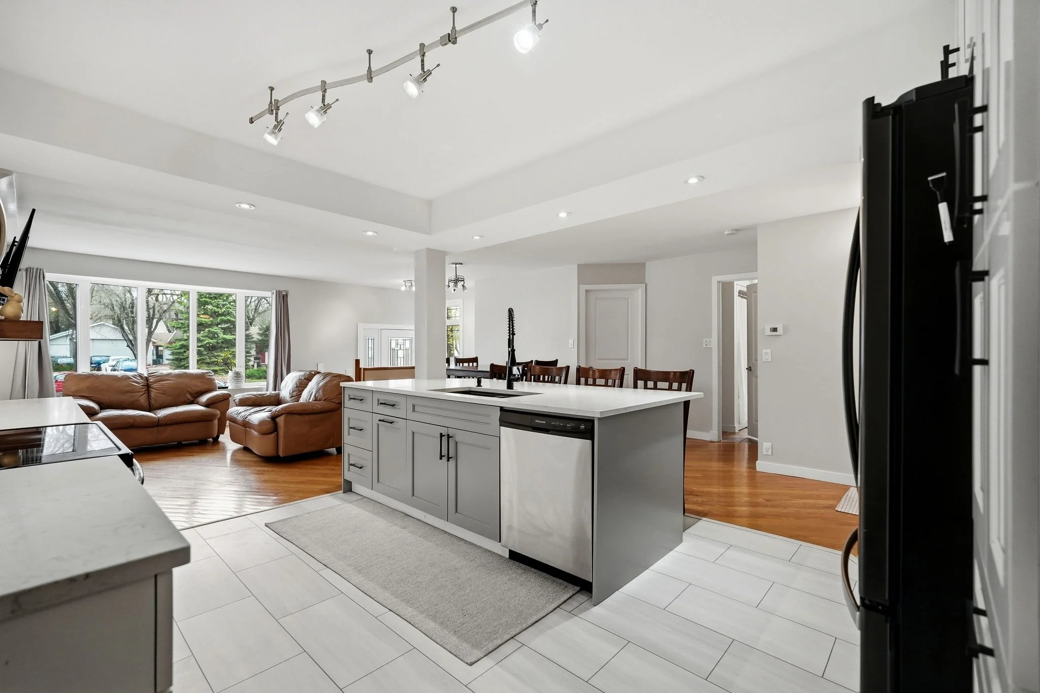 15-web-or-mls-173-riel_011.jpg