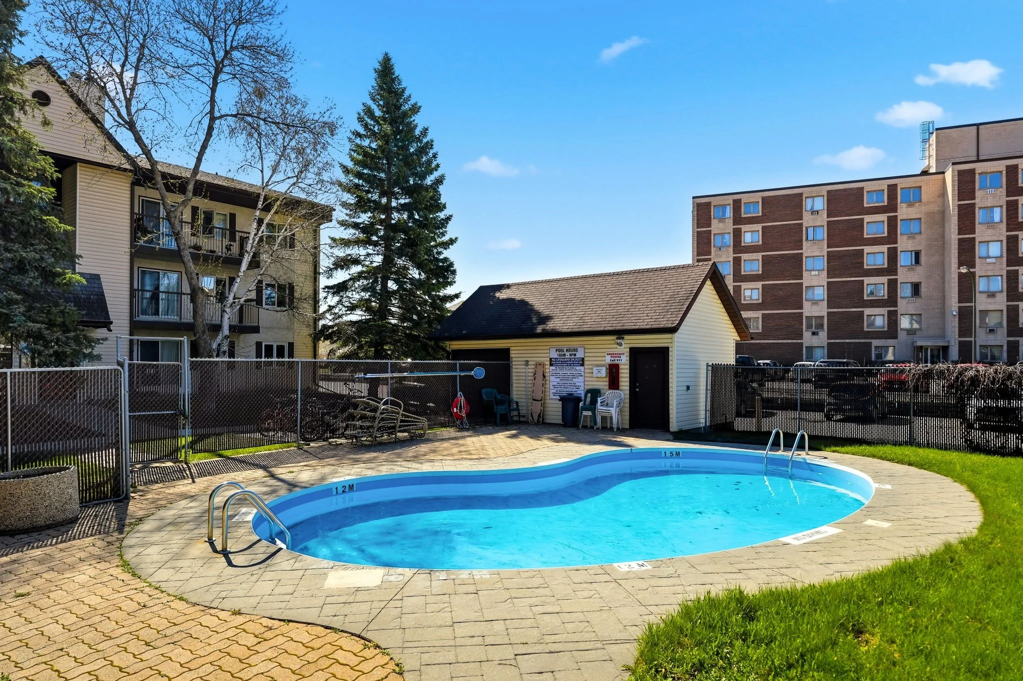 3-web-or-mls-A7408422.jpg