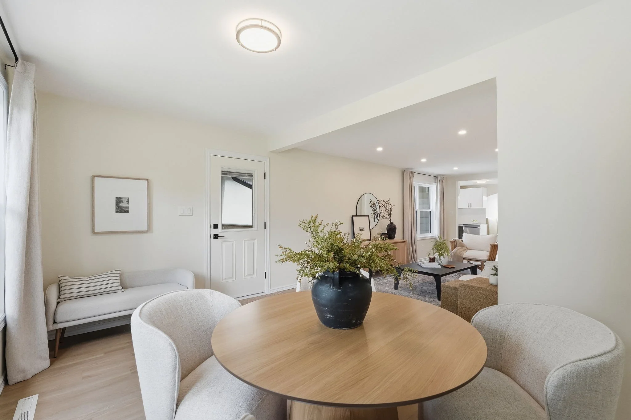 5-web-or-mls-A7401461.jpg