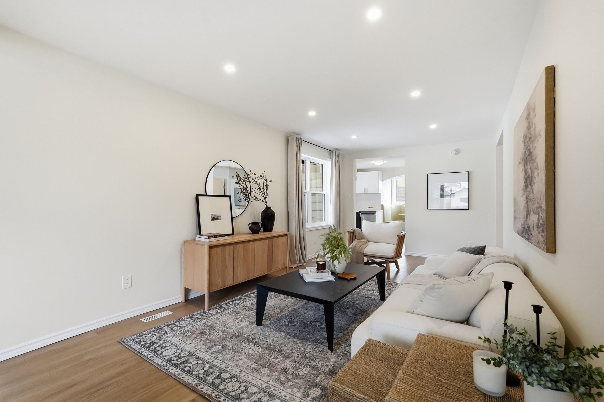 8-web-or-mls-A7401480.jpg
