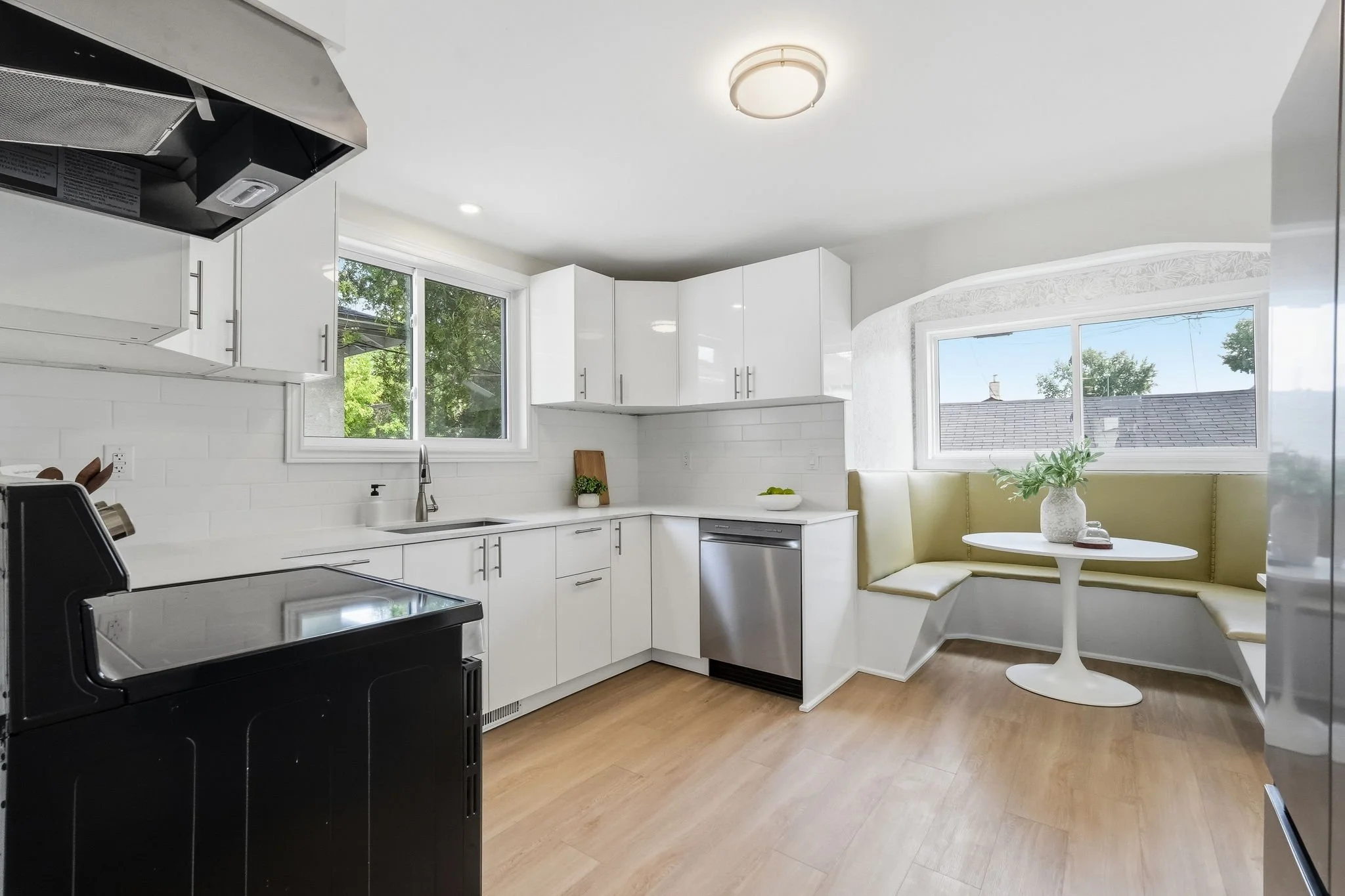 12-web-or-mls-A7401501.jpg