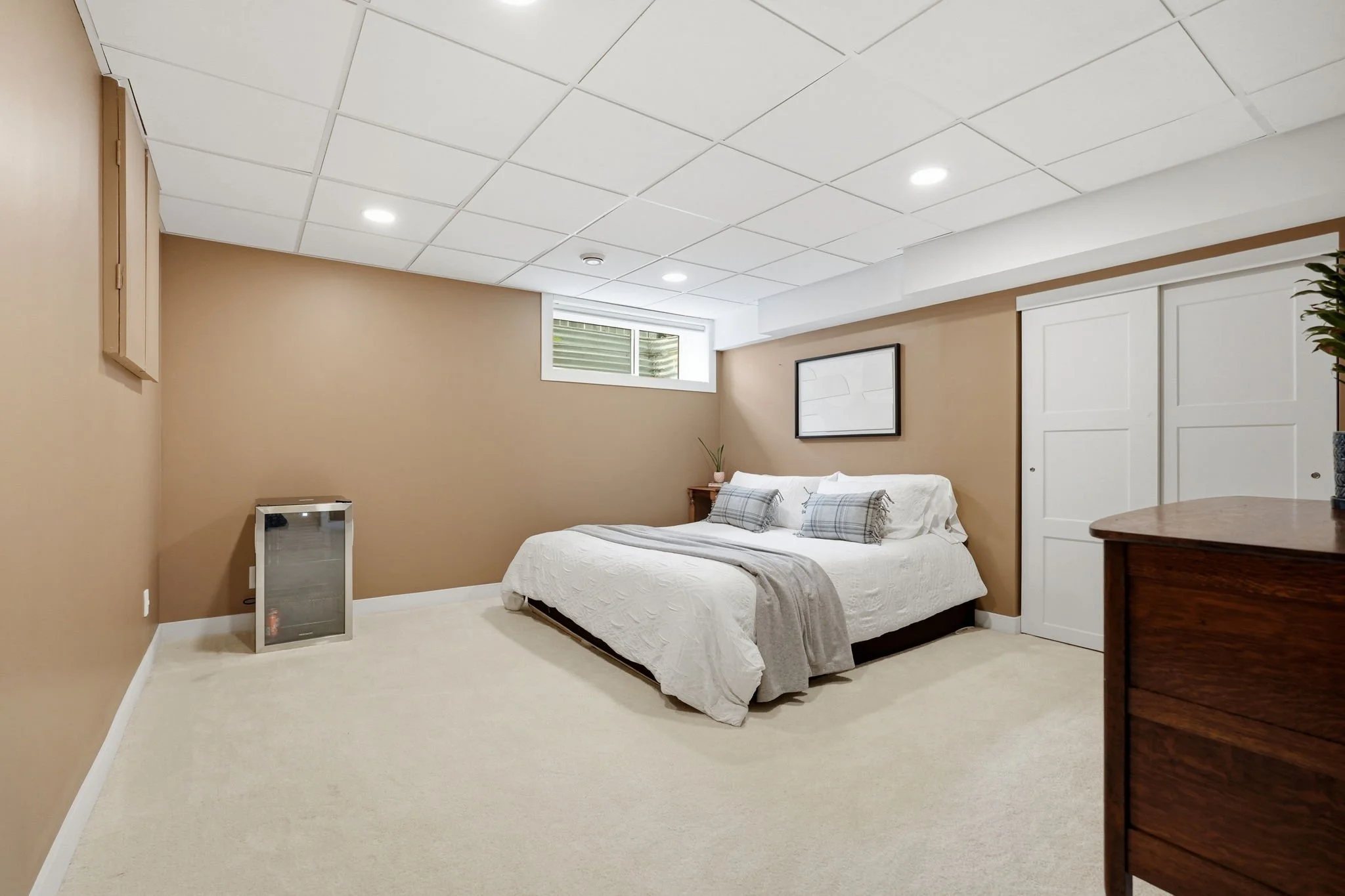 23-web-or-mls-23-180_victor_lewis_021.jpg
