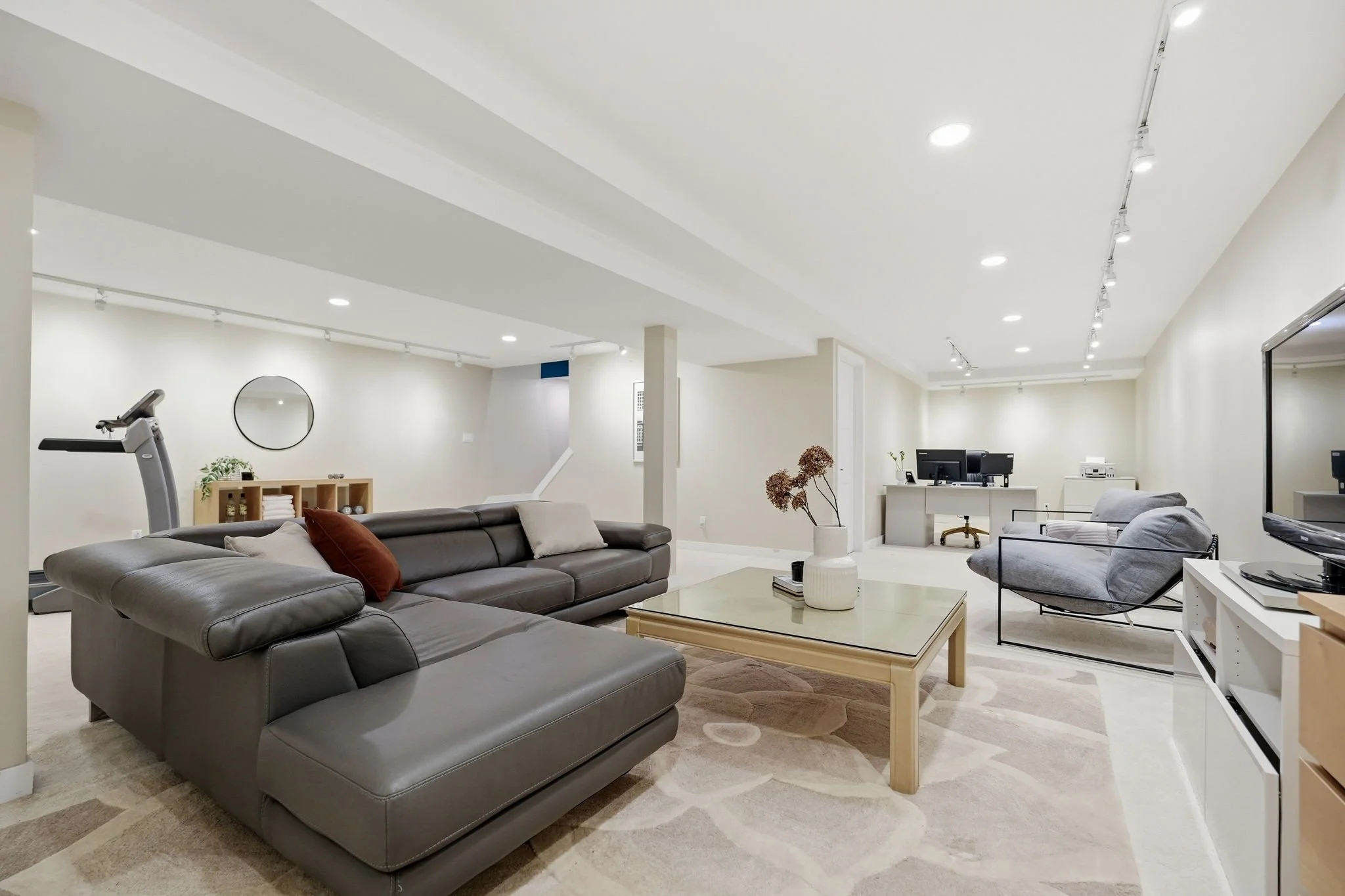 25-web-or-mls-23-180_victor_lewis_023.jpg