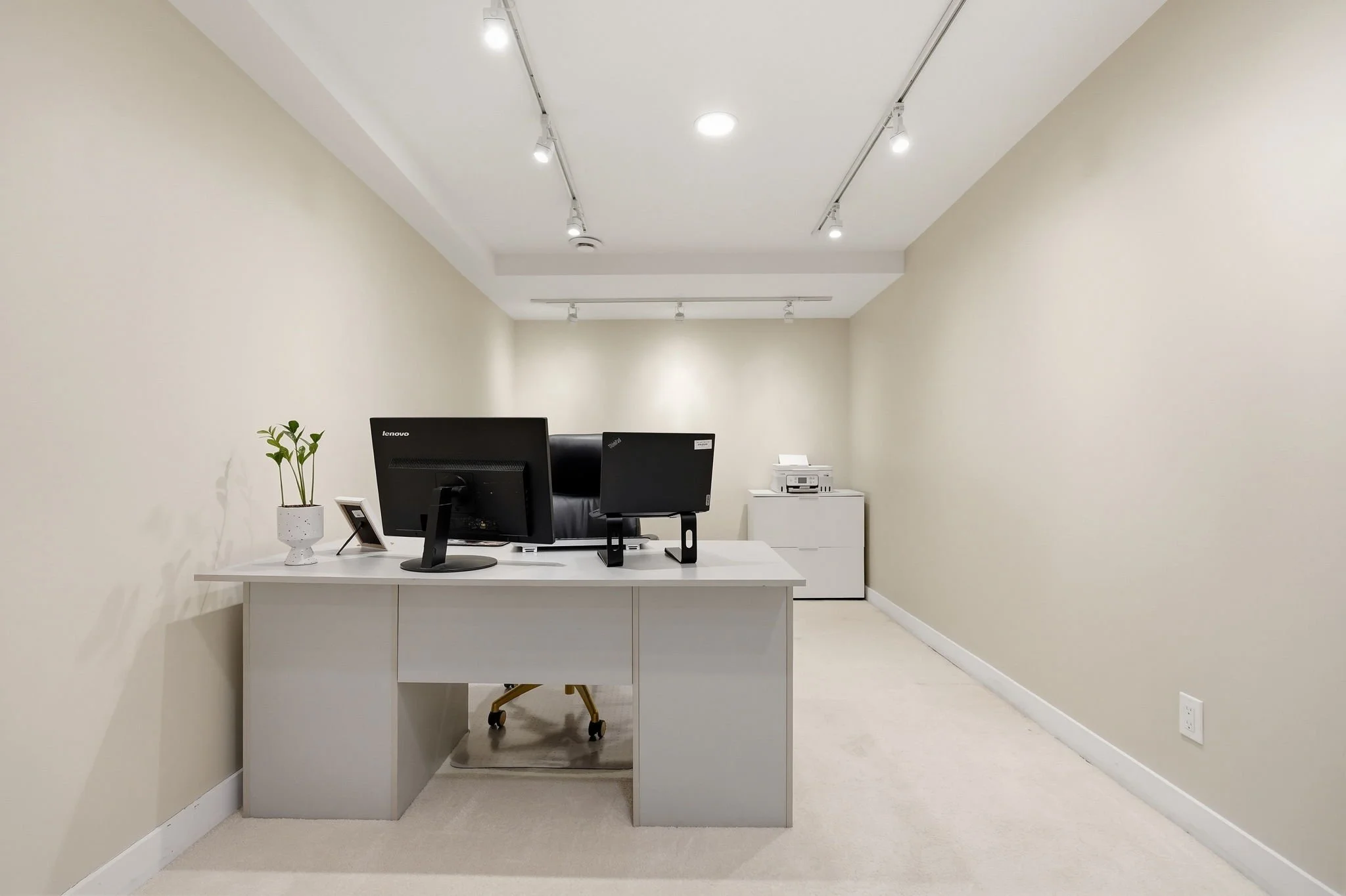 26-web-or-mls-23-180_victor_lewis_024.jpg