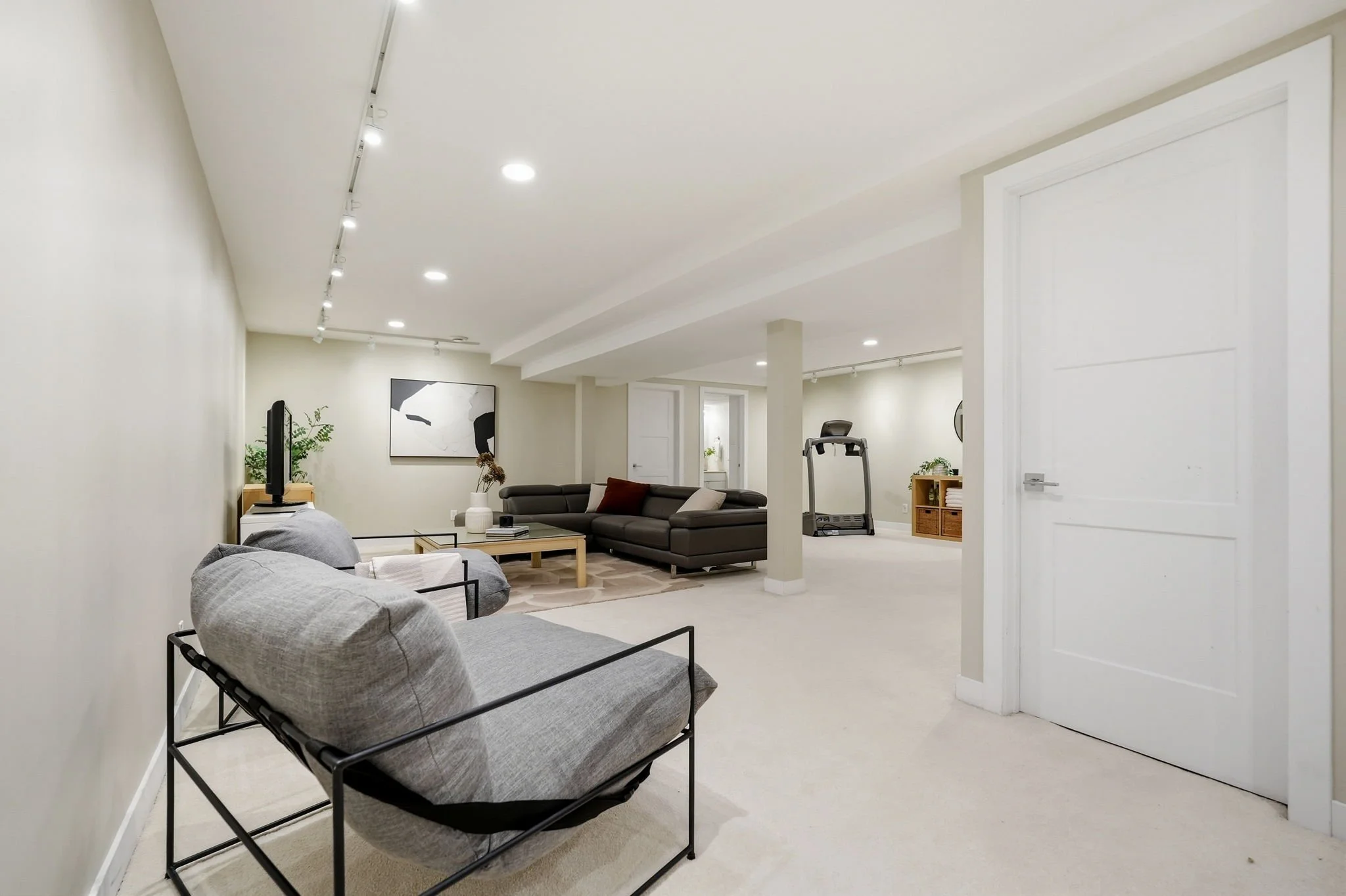 27-web-or-mls-23-180_victor_lewis_025.jpg