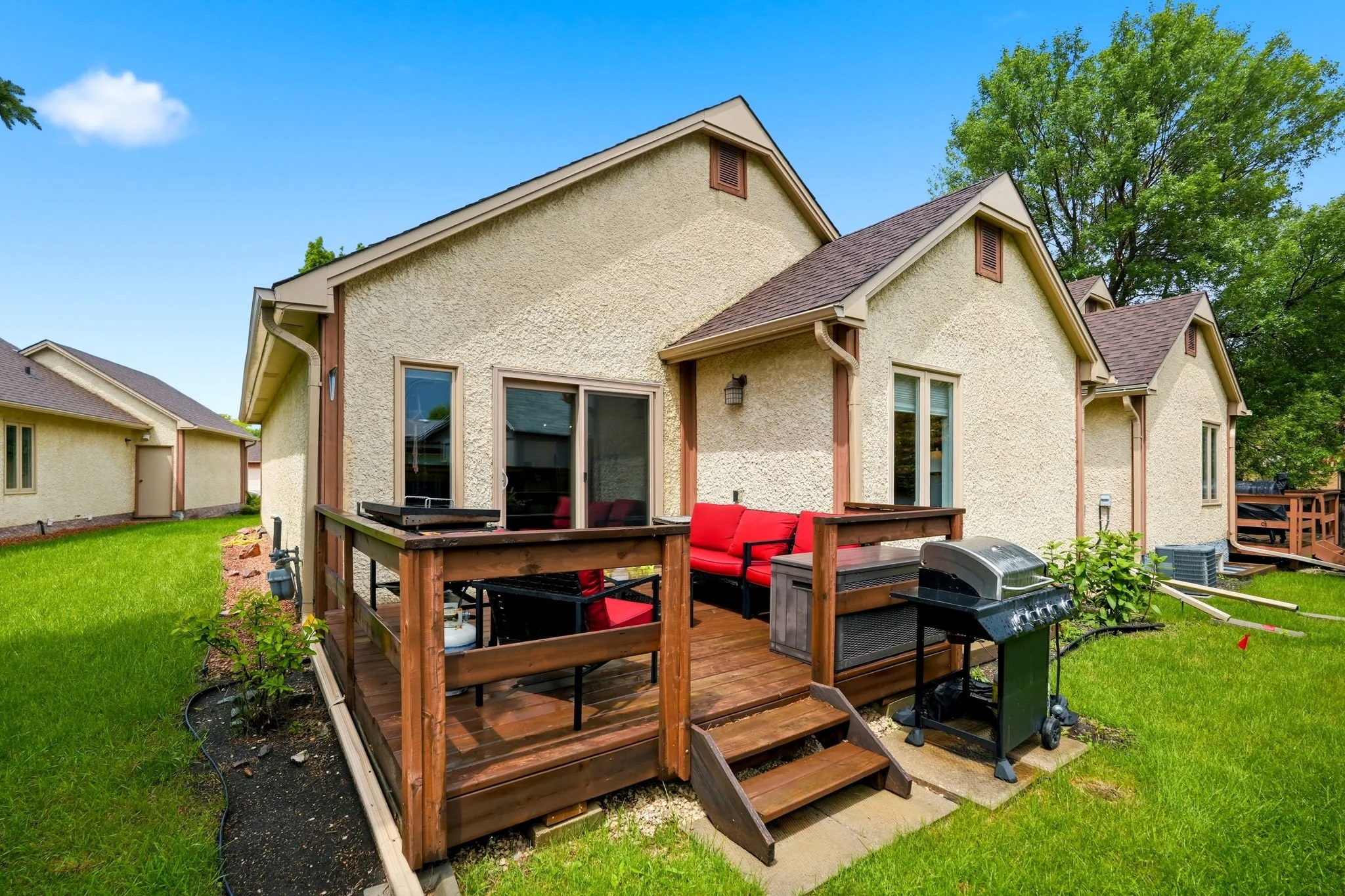 35-web-or-mls-23-180_victor_lewis_035.jpg
