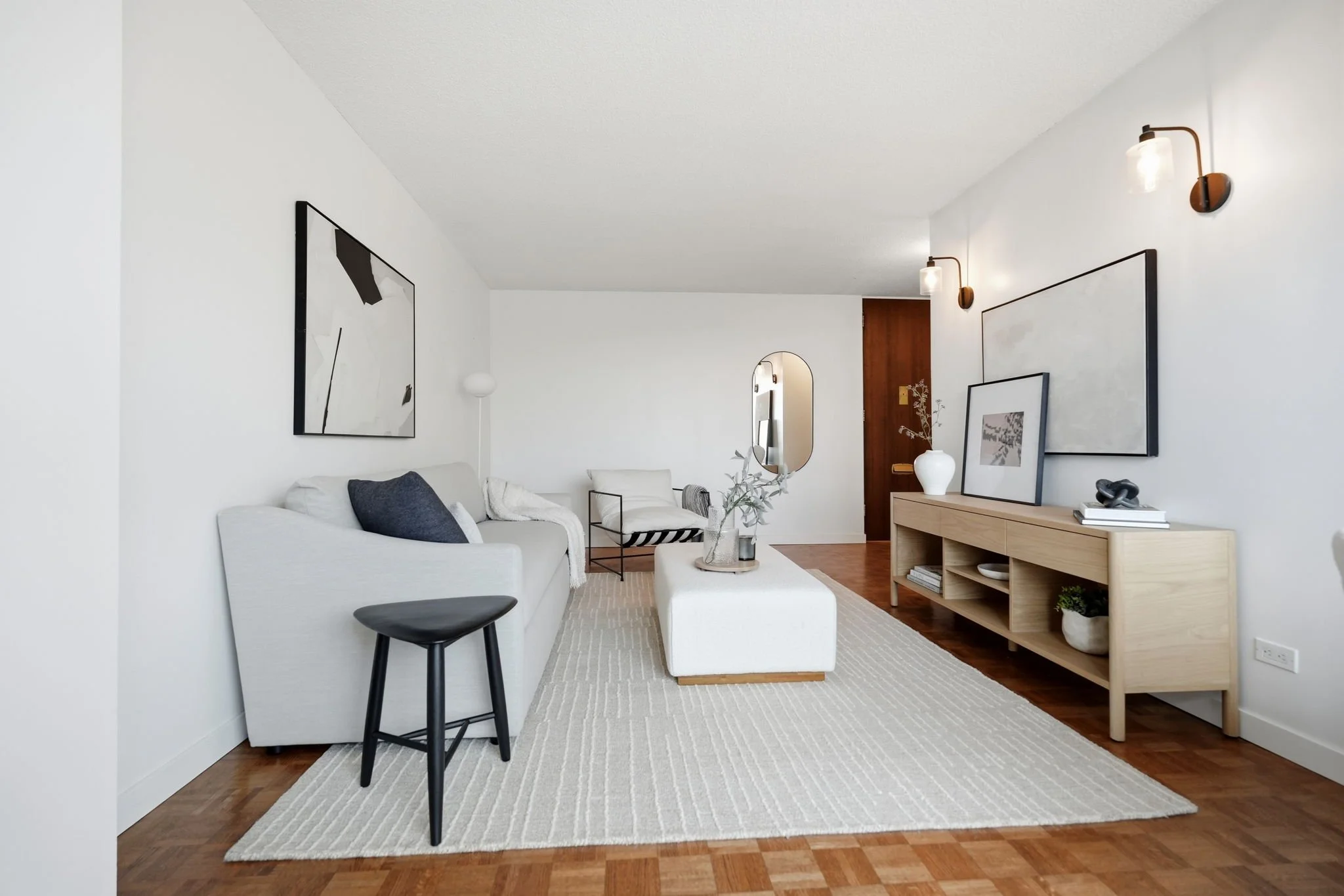 8-web-or-mls-12h_300_roslyn_010.jpg