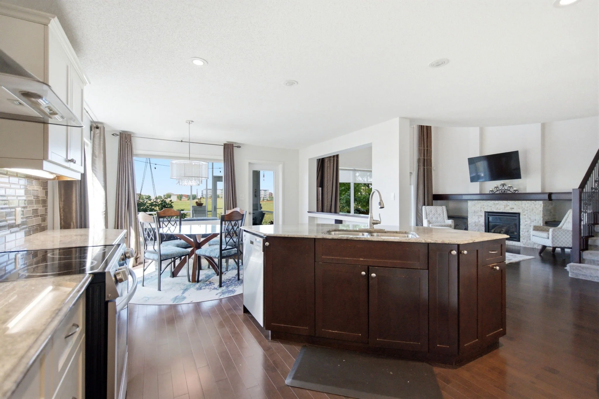 12-web-or-mls-DSC03712.jpg