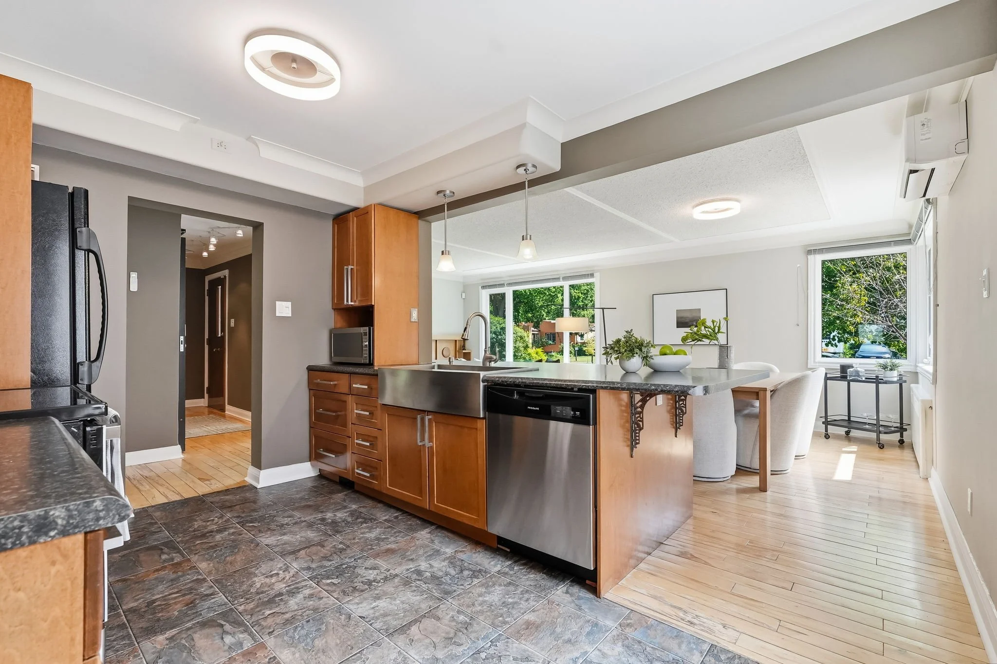 12-web-or-mls-A7406287.jpg