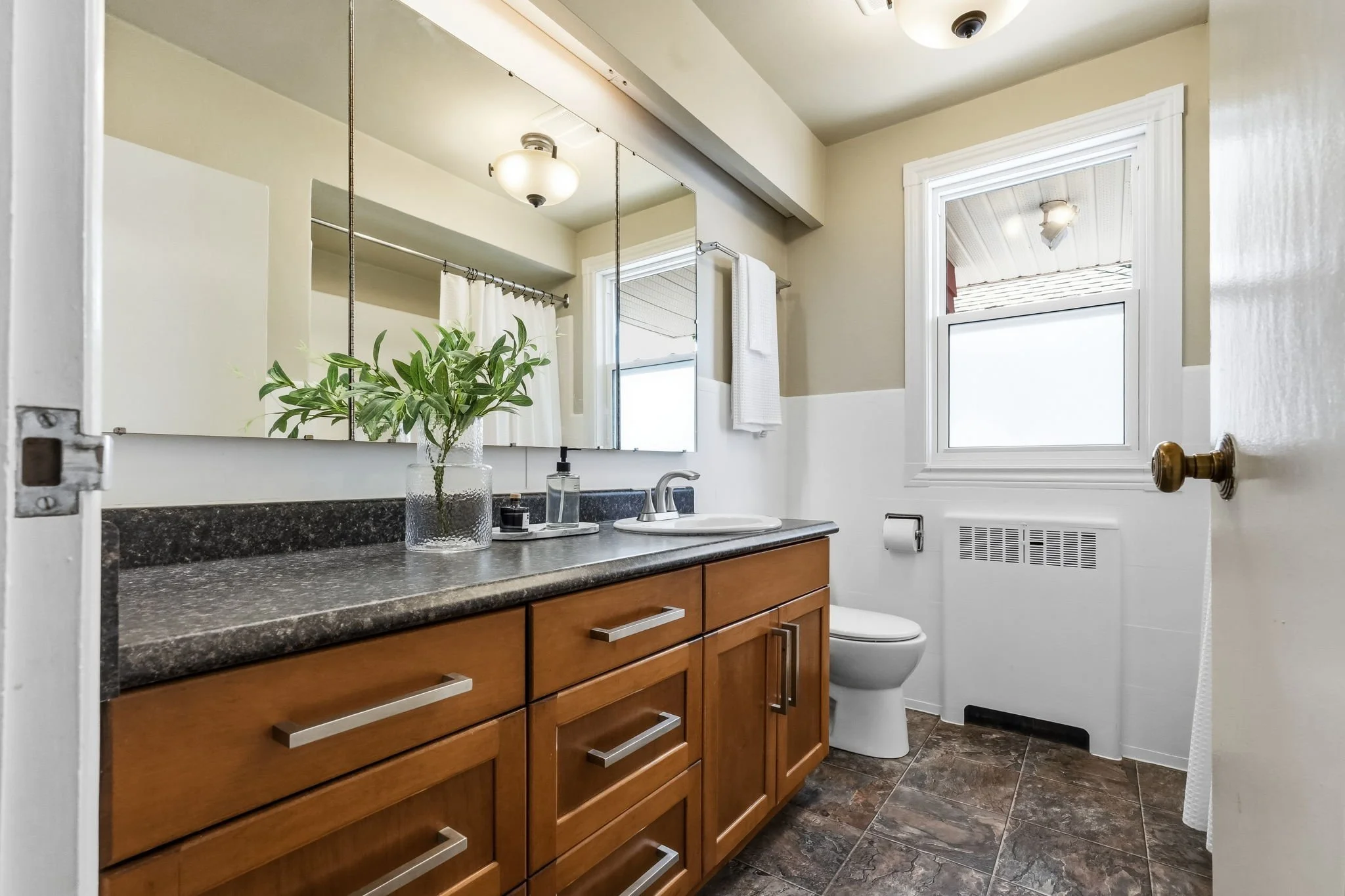 23-web-or-mls-A7406335.jpg