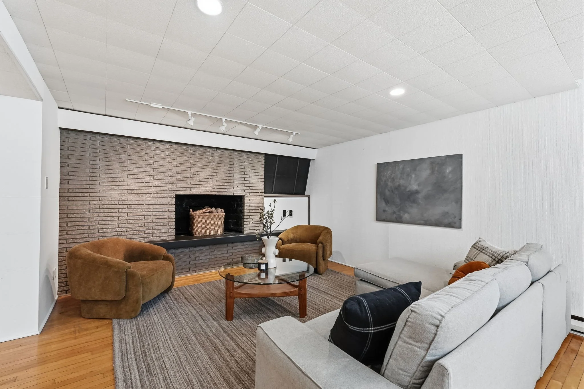 32-web-or-mls-A7406393.jpg