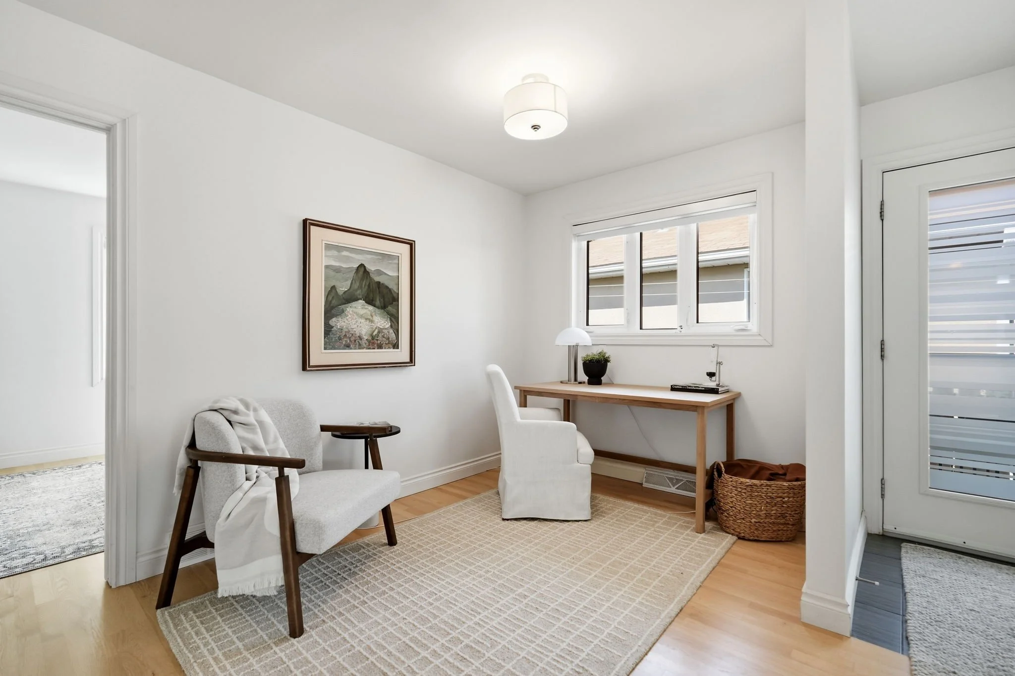 22-web-or-mls-943_centennial_inside_011.jpg