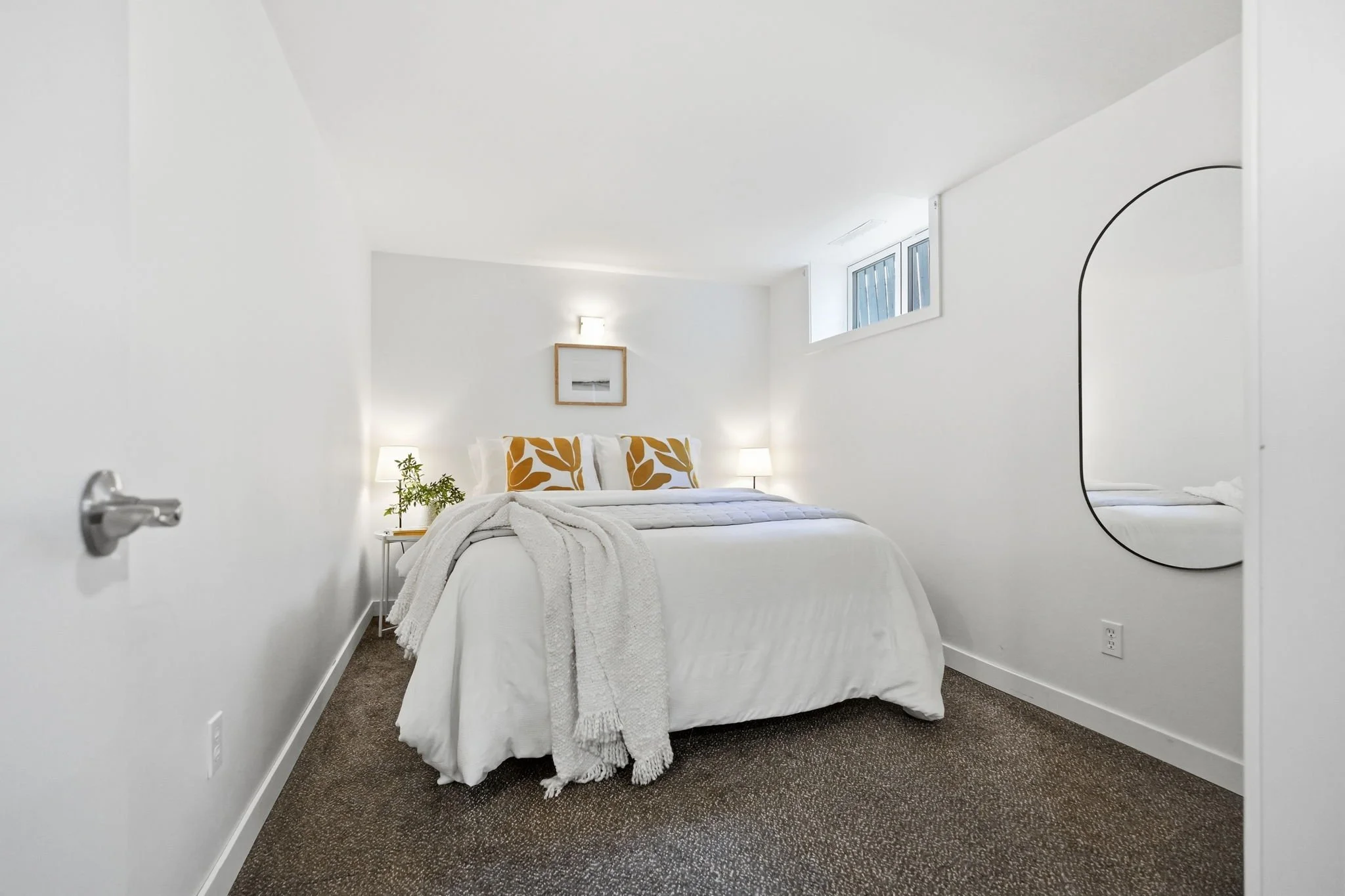 33-web-or-mls-943_centennial_inside_022.jpg
