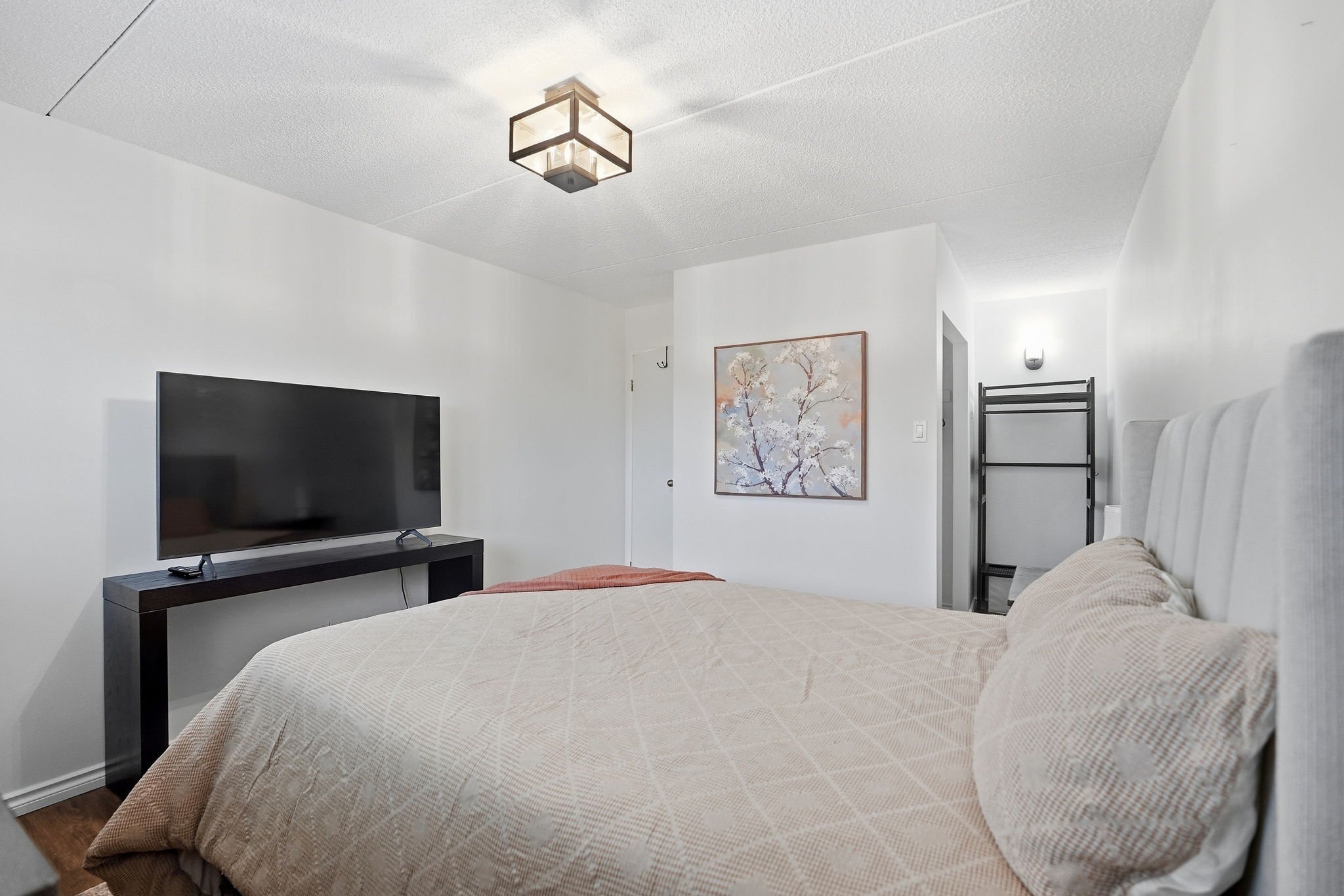 15-web-or-mls-502-365_wellington_014.jpg