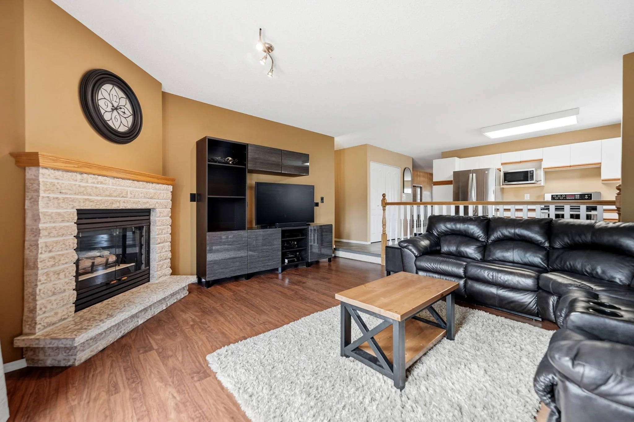 12-web-or-mls-DSC09826.jpg