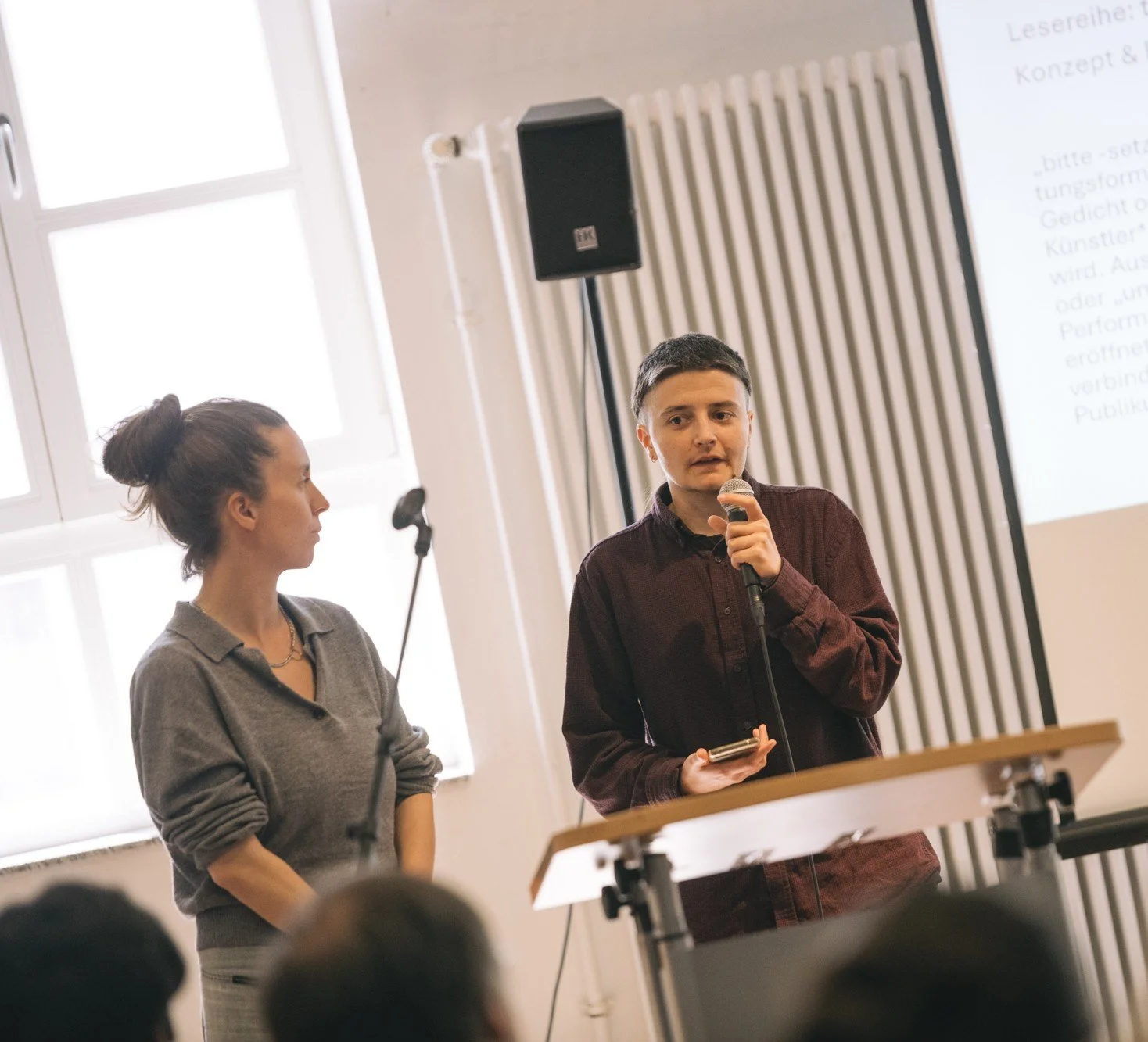 Eliana Kirkcaldy und Manuel Irmey von der Lesereihe textOUR © Silviu Guiman