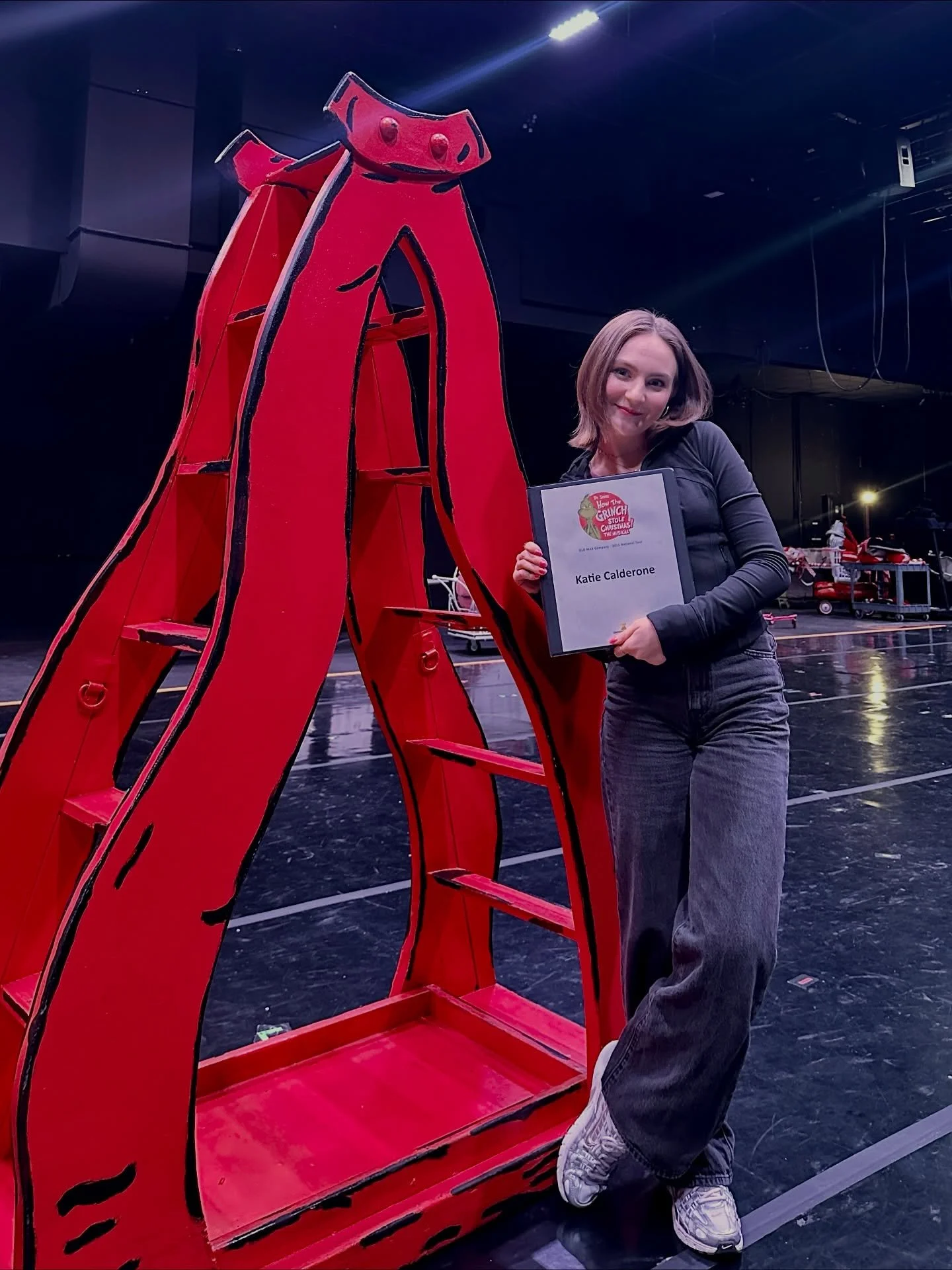 obligatory first day of school post except these are from a week ago when I wasn&rsquo;t allowed to post ❄️🎄🎁✨❤️💚