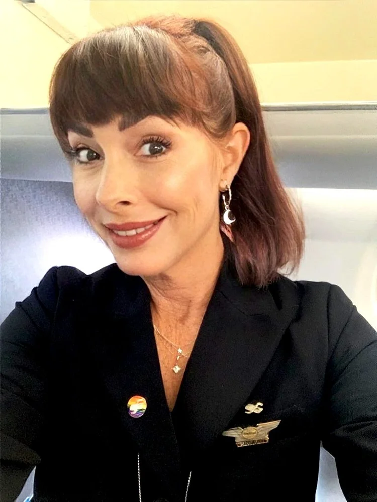 SkyWest Flight Attendants together