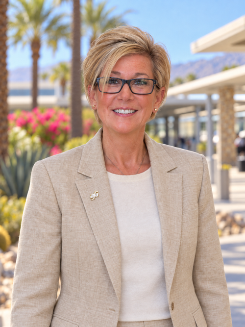Stephanie McIntosh, SkyWest Flight Attendant, PSP