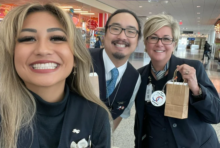 SkyWest Flight Attendant crew