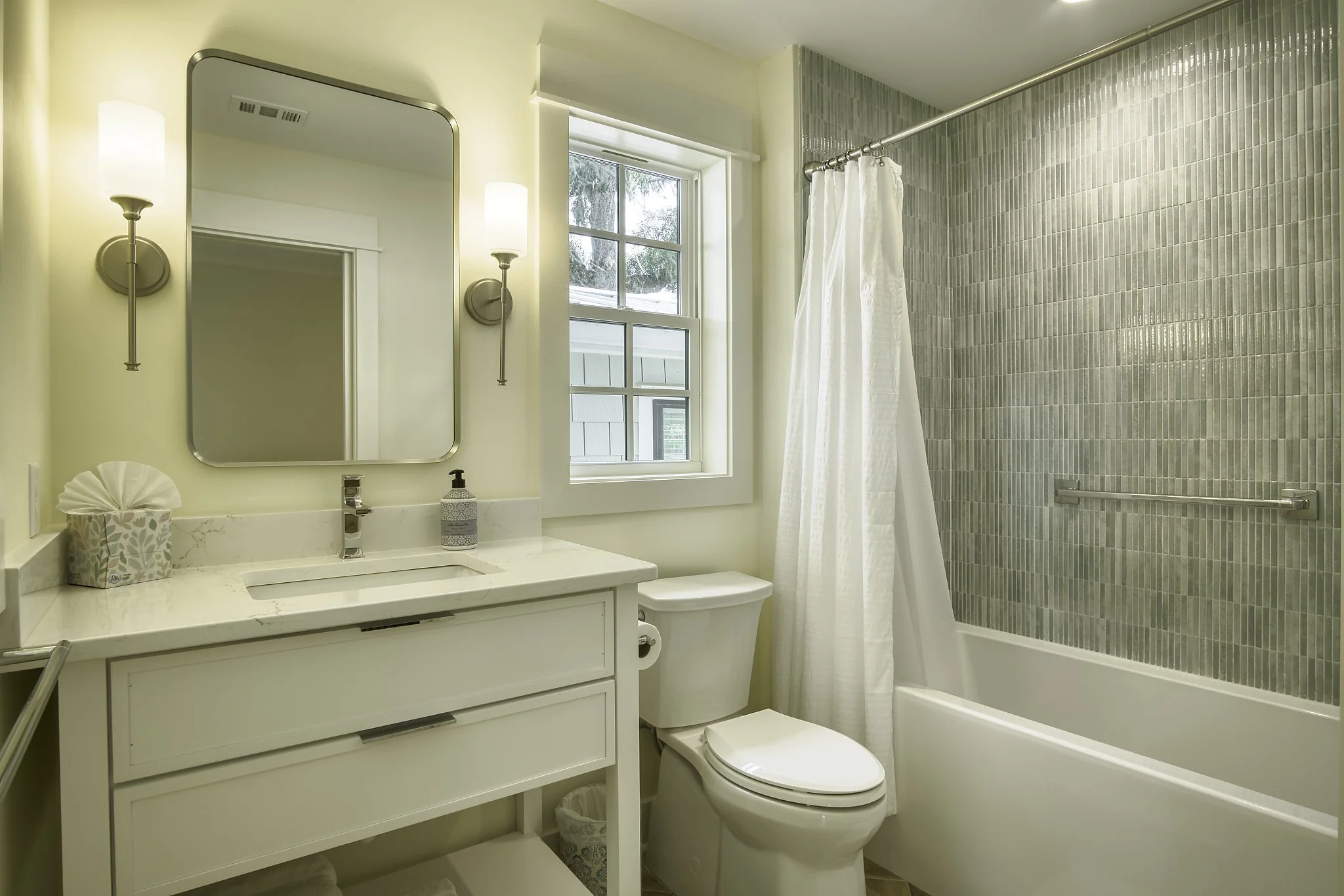 Bath 2.1_MLS.jpg