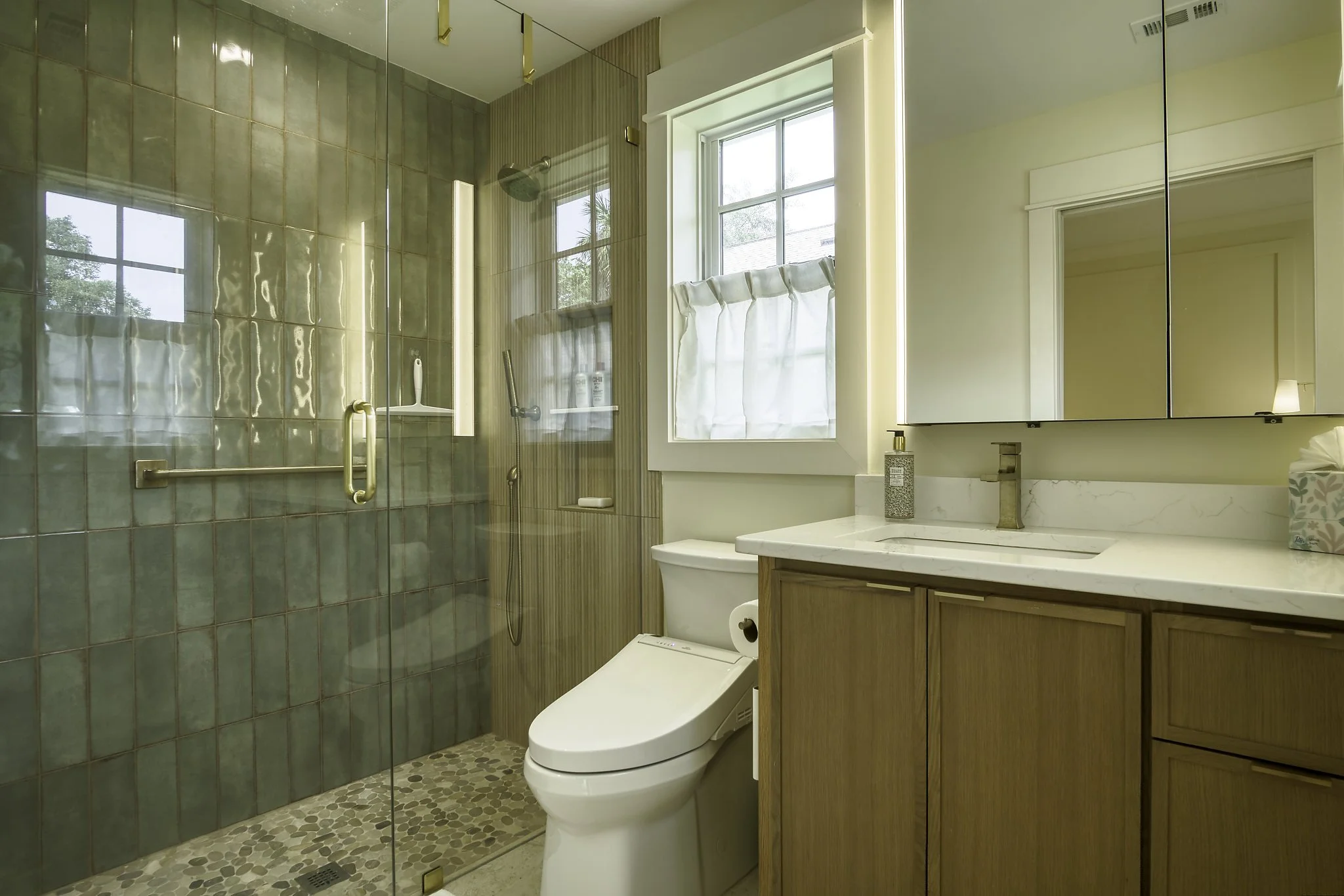 Master Bath_MLS.jpg