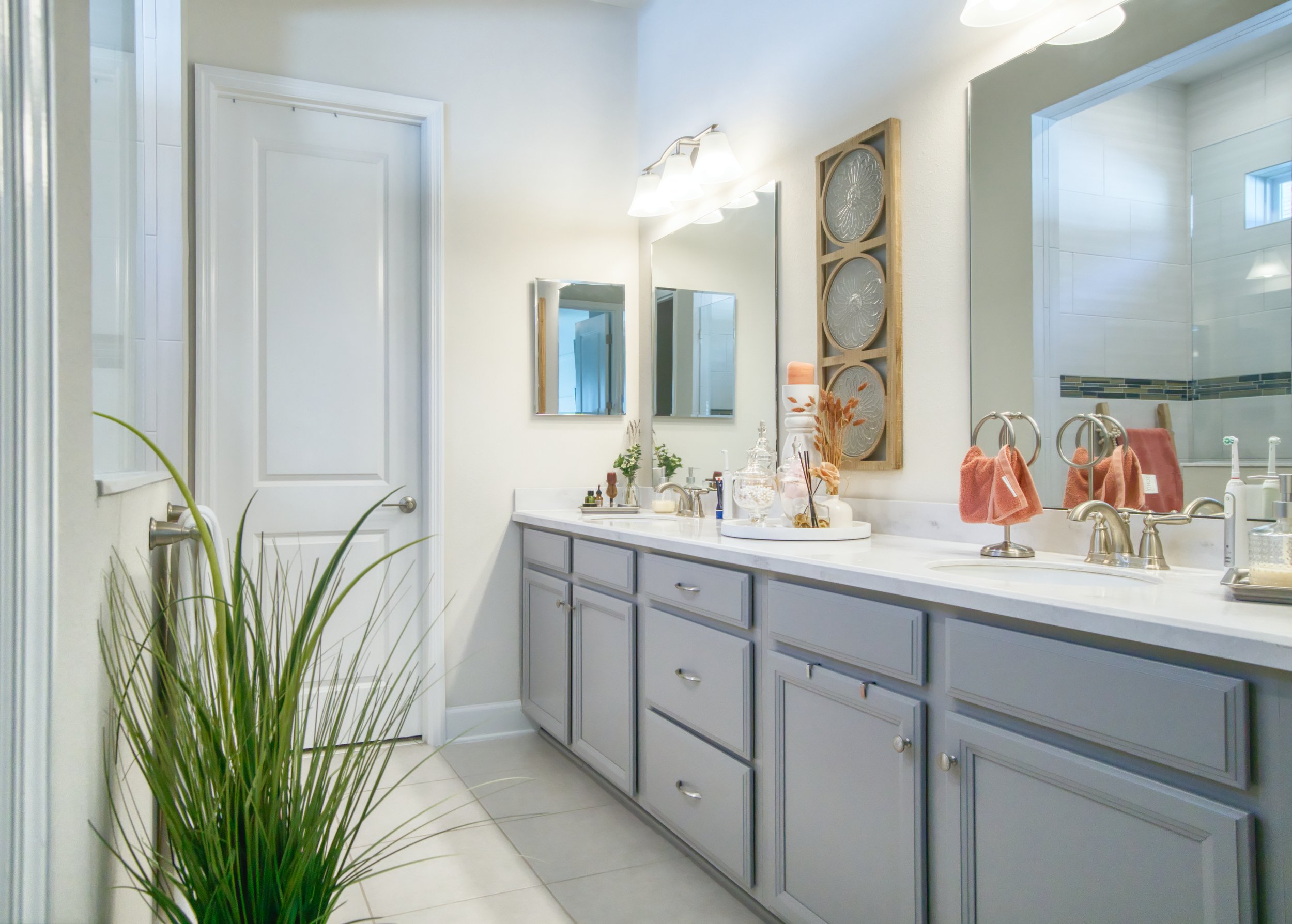 Master Bath 1_High Res.jpg