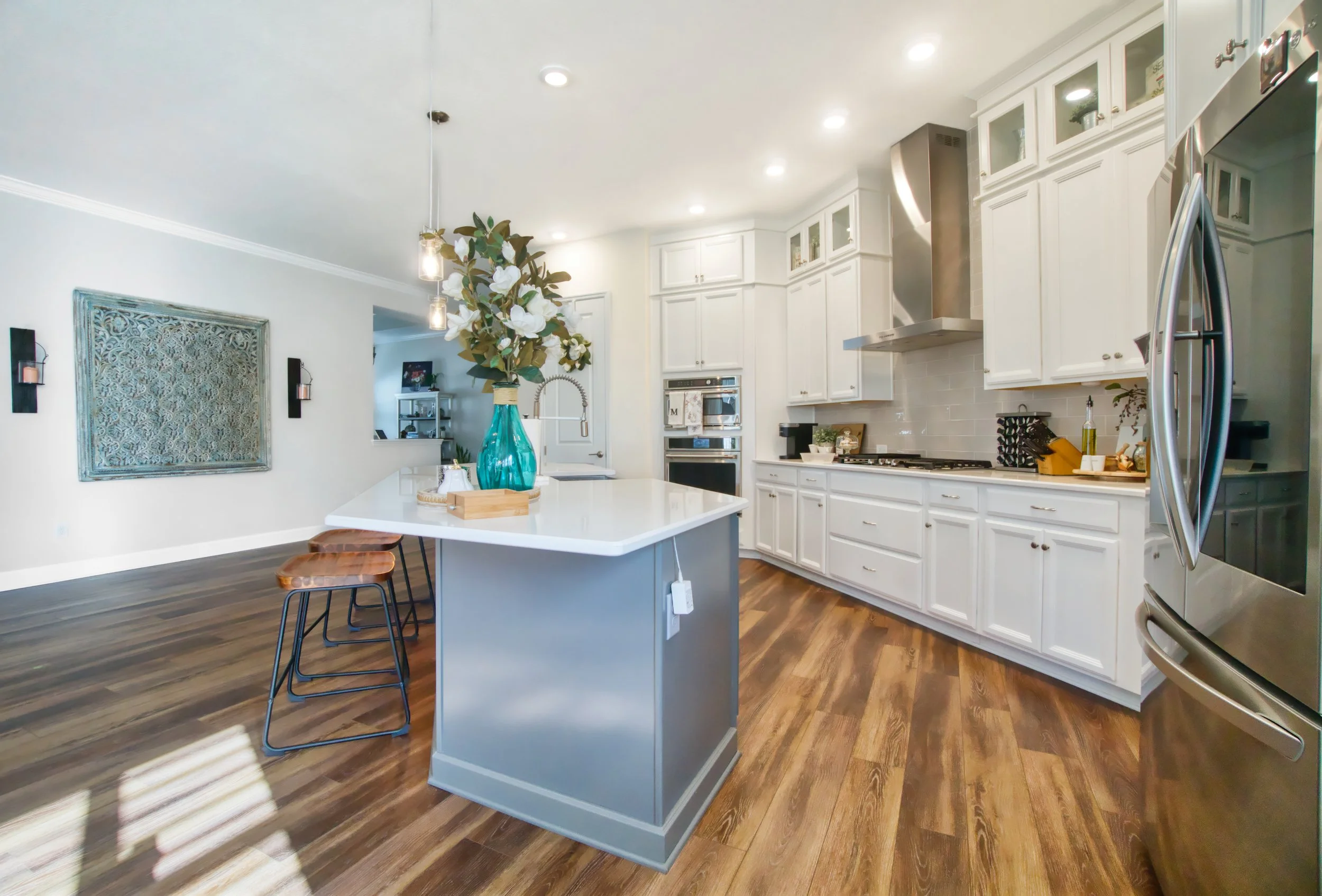 Kitchen 2_High Res.jpg