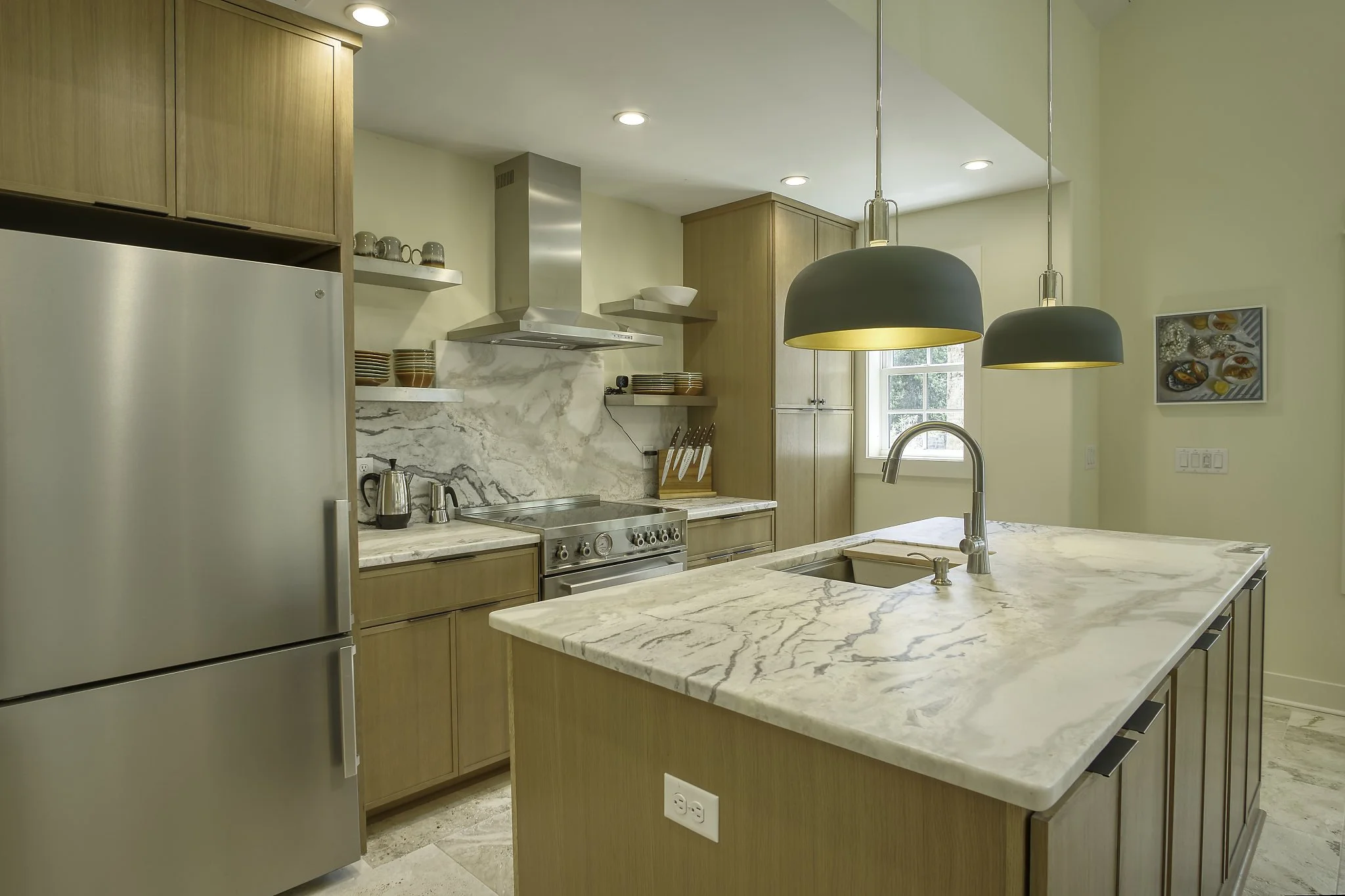 Kitchen 1.2_MLS.jpg