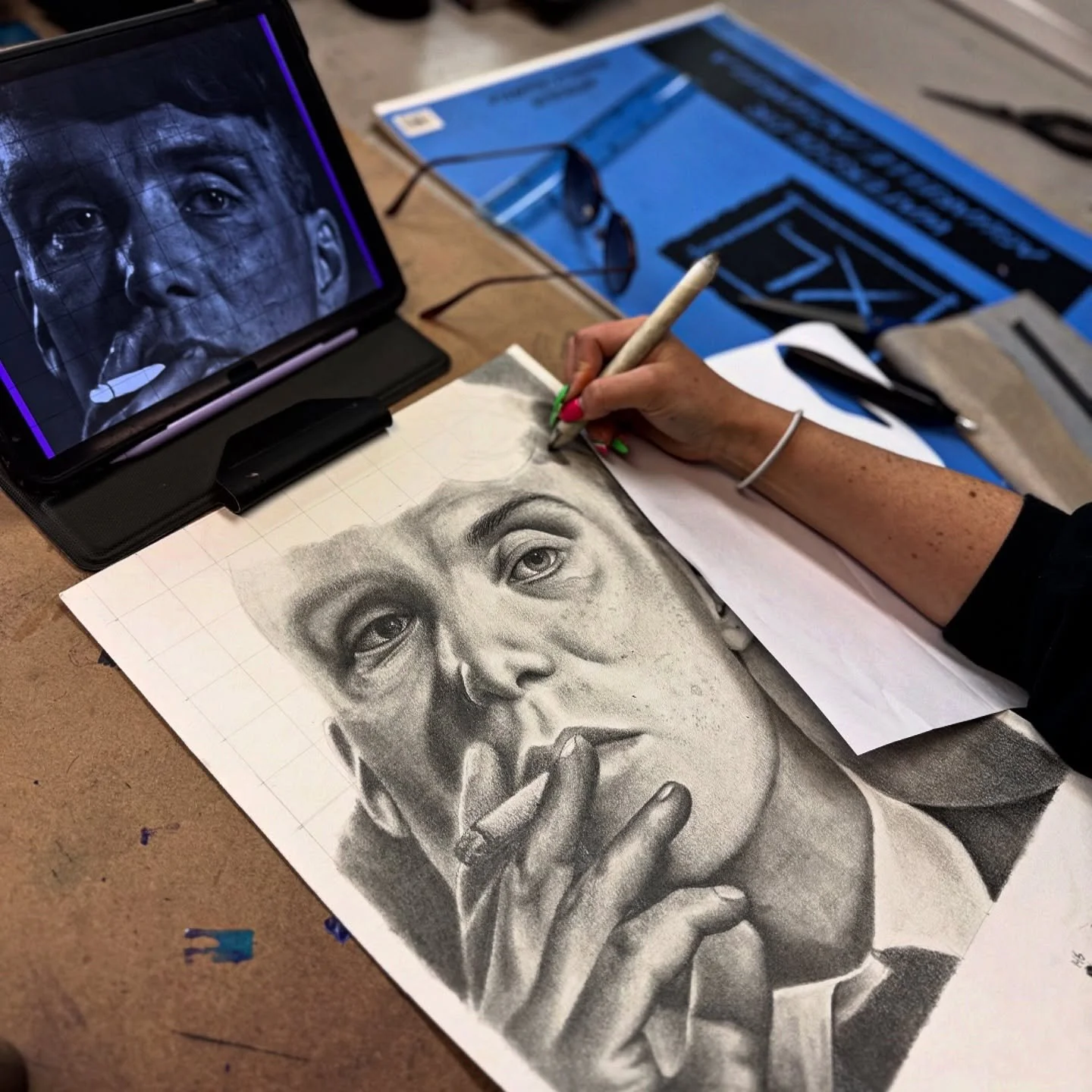 @prettydead.ink working on a lil drawin😍😍😍😍
We have some flash days coming up and some ideas on fundraisers in the works!!! DM us to book in with any of our exceptional artists. Large or smaller scale designs, traditional to realism - Sakred Ski