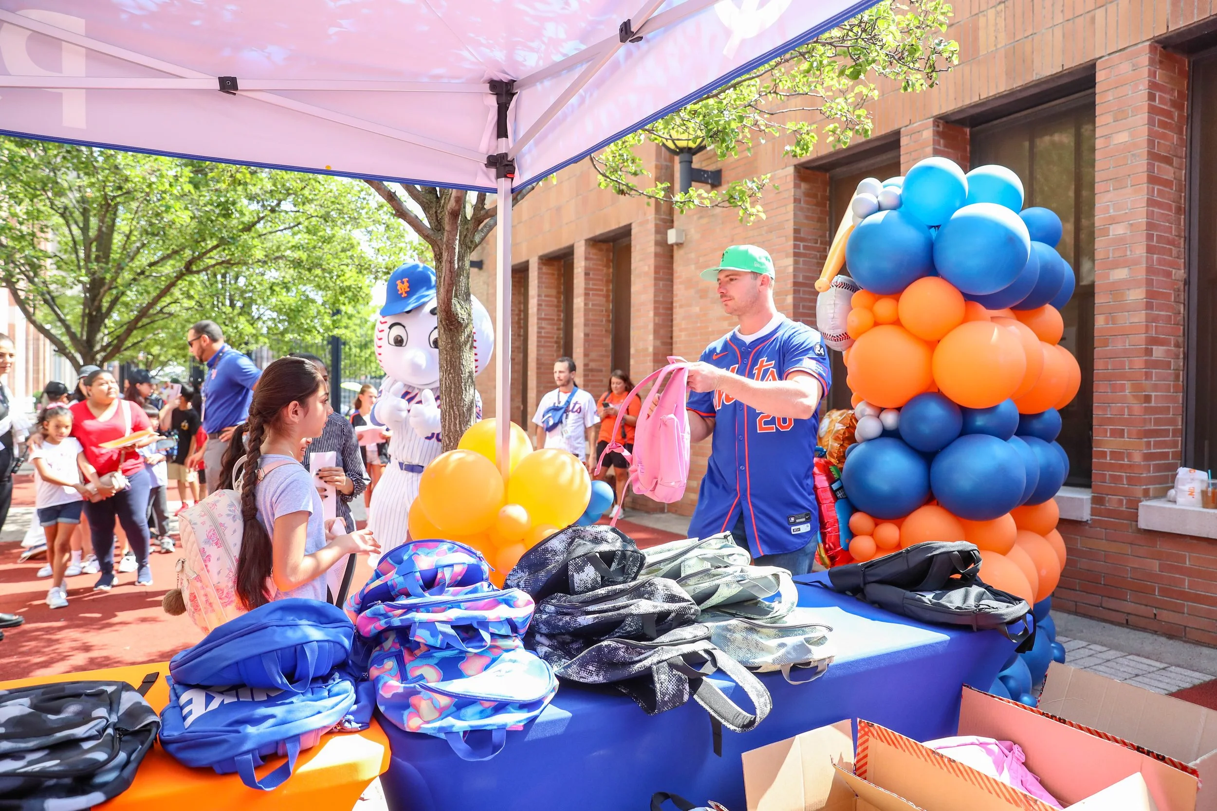 ALONSO_BACKPACK_DONTATION_081424_JC_241.JPG