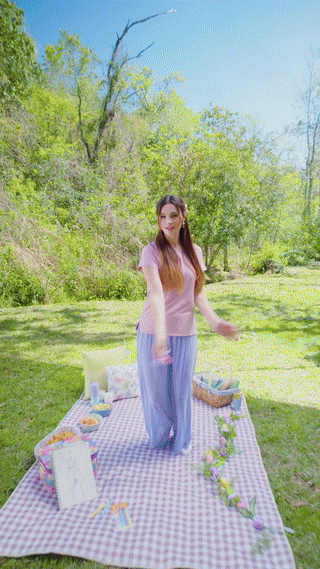 ALYSON_PASTEL_01_V1.gif