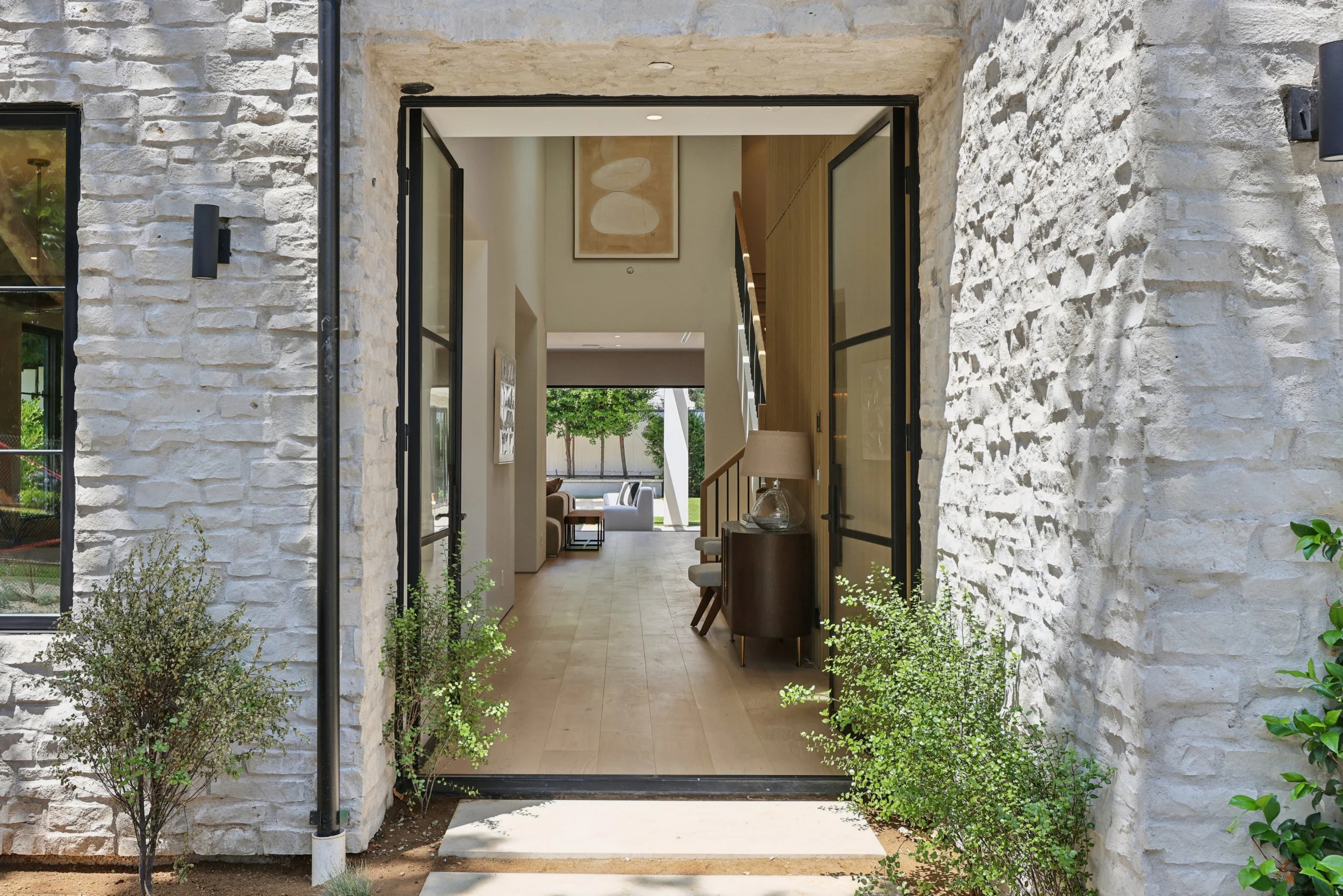 4-print-Woodman Ave-L2407-004.JPG