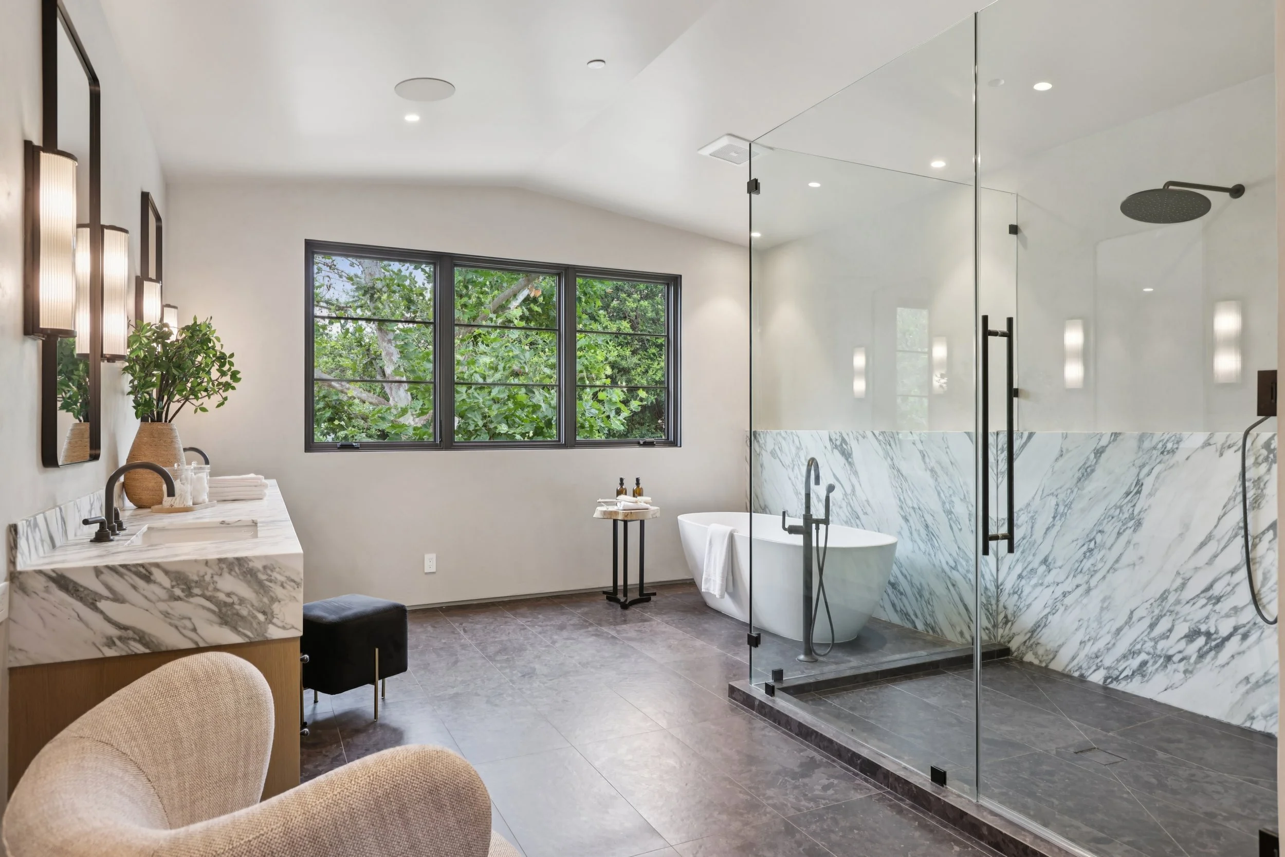 43-print-Woodman Ave-L2407-043.JPG