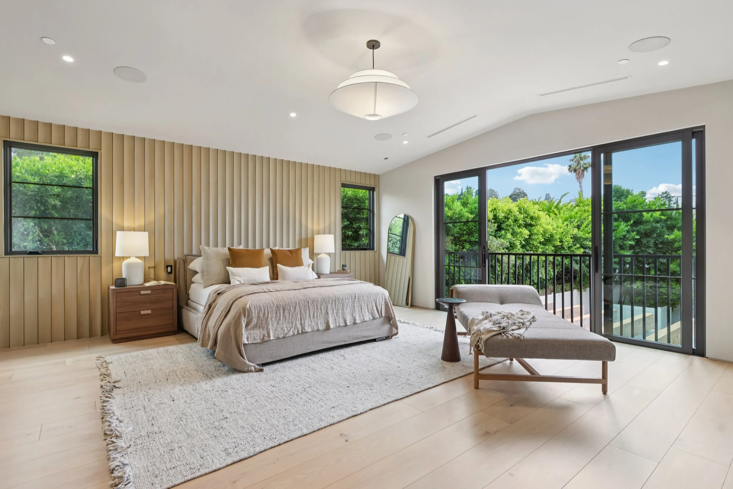 37-print-Woodman Ave-L2407-037.JPG