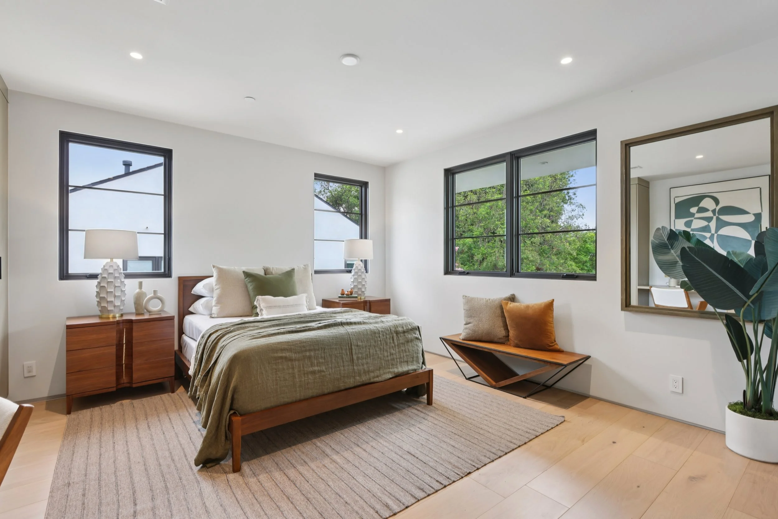 56-print-Woodman Ave-L2407-056.JPG