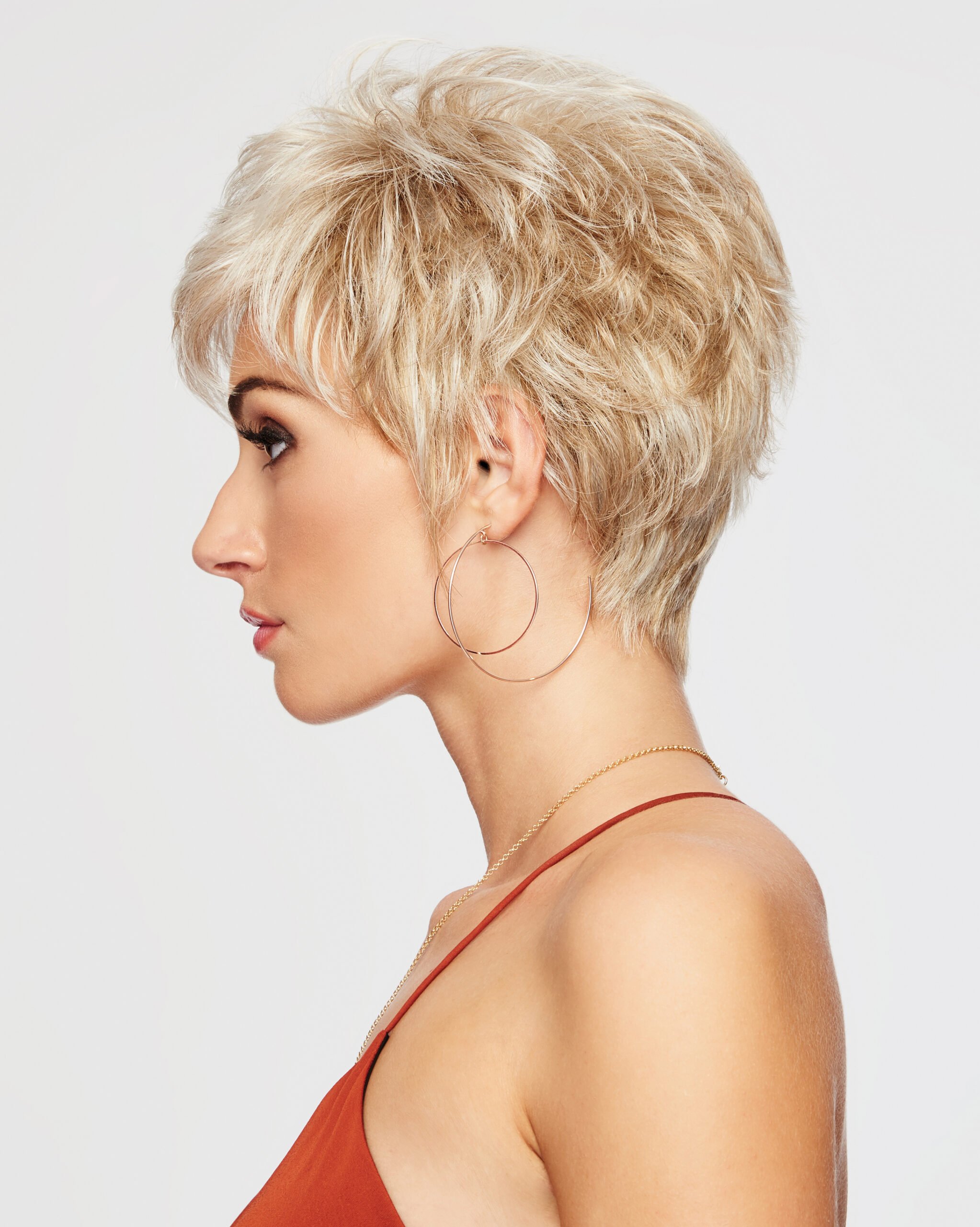 RW-Sparkle-Model-Side-3-scaled.jpg