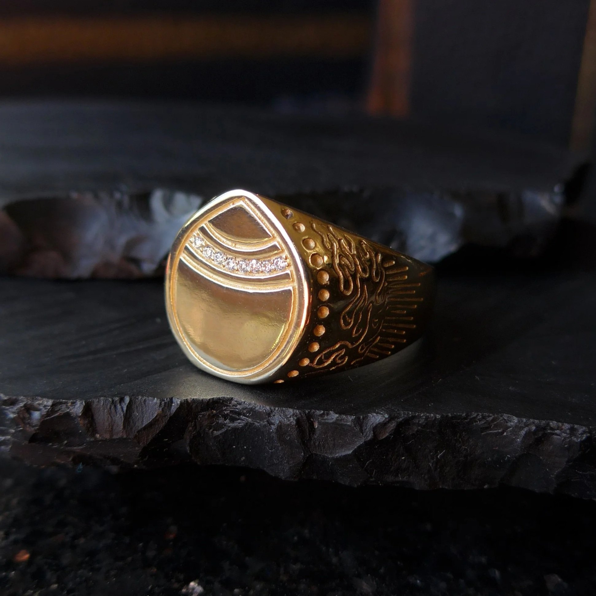 Hoju Signet