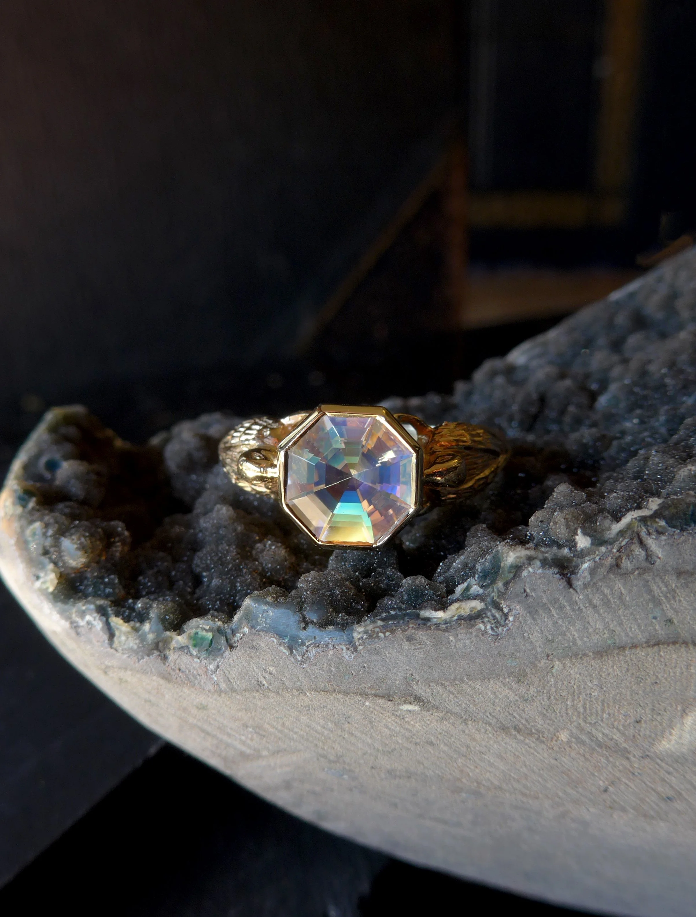 R0295-MoonstoneHEX.jpg